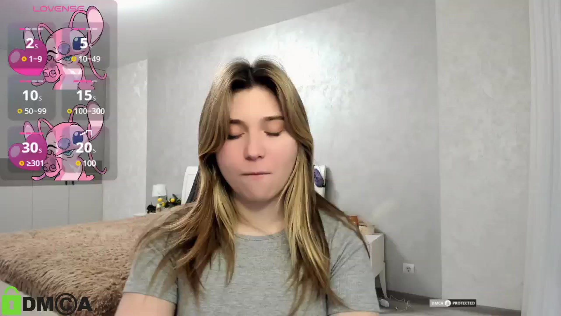 Gallery image thumbnail from MonicaaCute's myfreecams stream on, 11/18/2024, 19:20 image 1 of 20