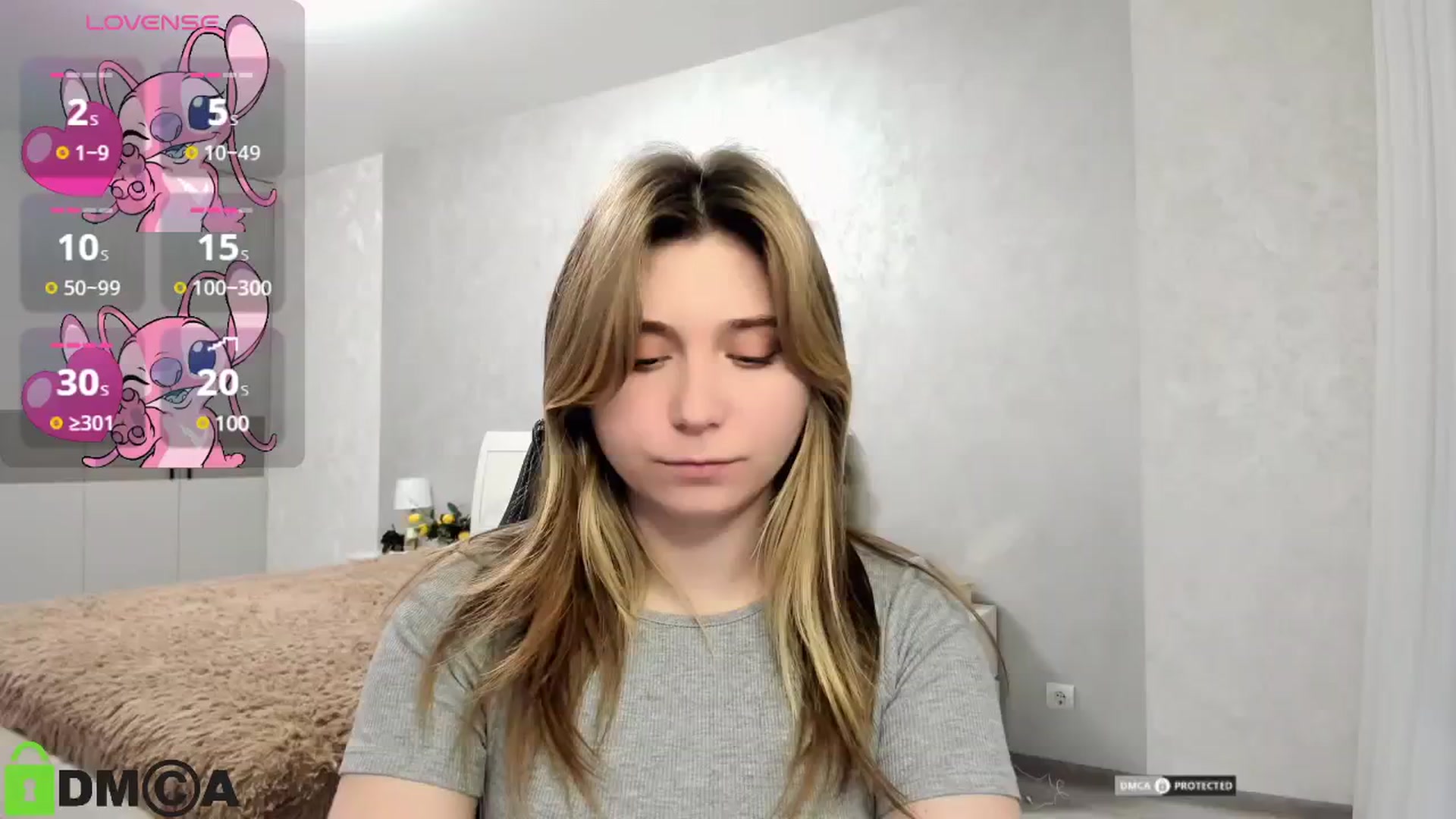 Gallery image thumbnail from MonicaaCute's myfreecams stream on, 11/18/2024, 19:20 image 6 of 20