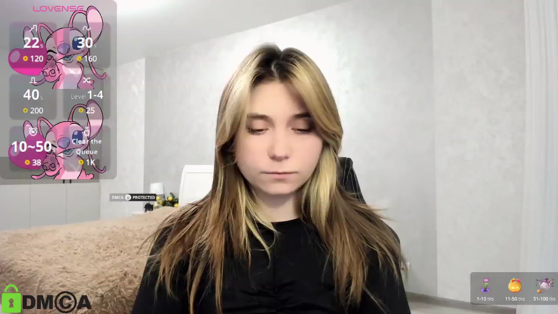 Gallery image thumbnail from MonicaaCute's myfreecams stream on, 11/20/2024, 17:58 image 12 of 20