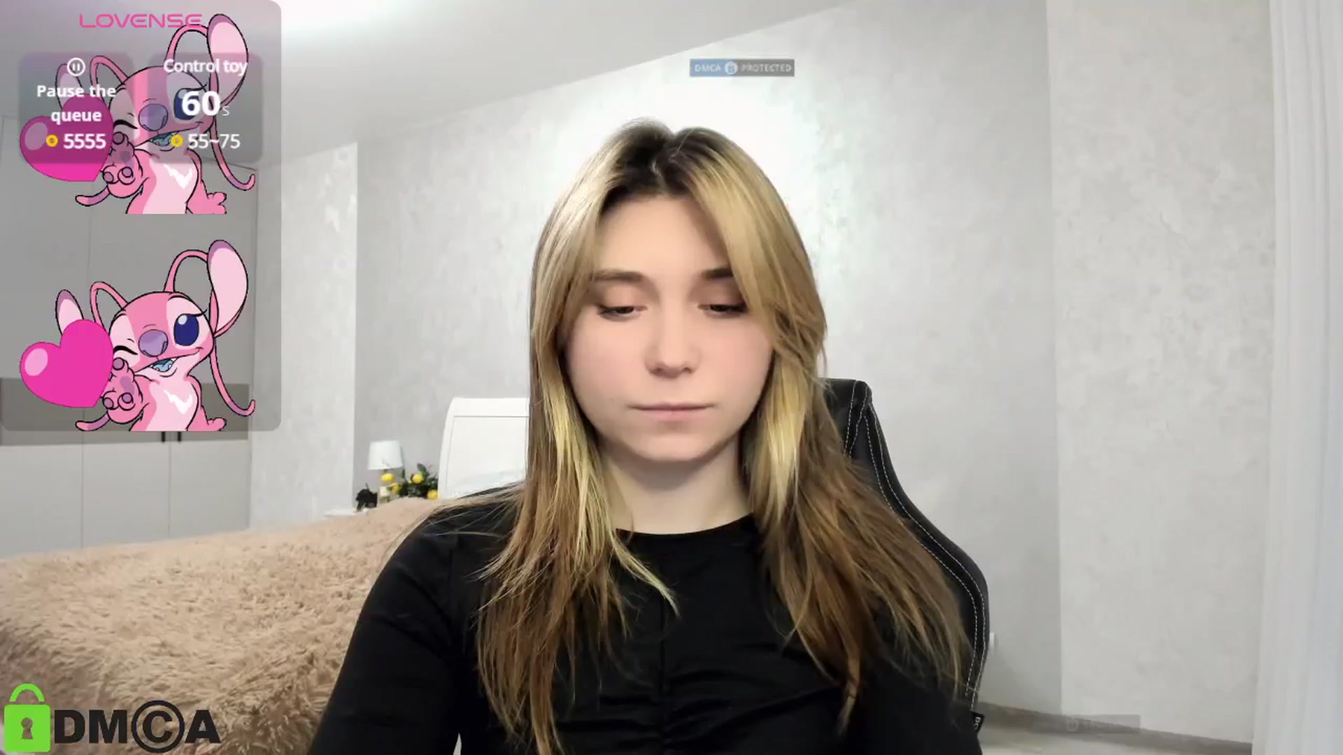 Gallery image thumbnail from MonicaaCute's myfreecams stream on, 11/20/2024, 17:58 image 15 of 20