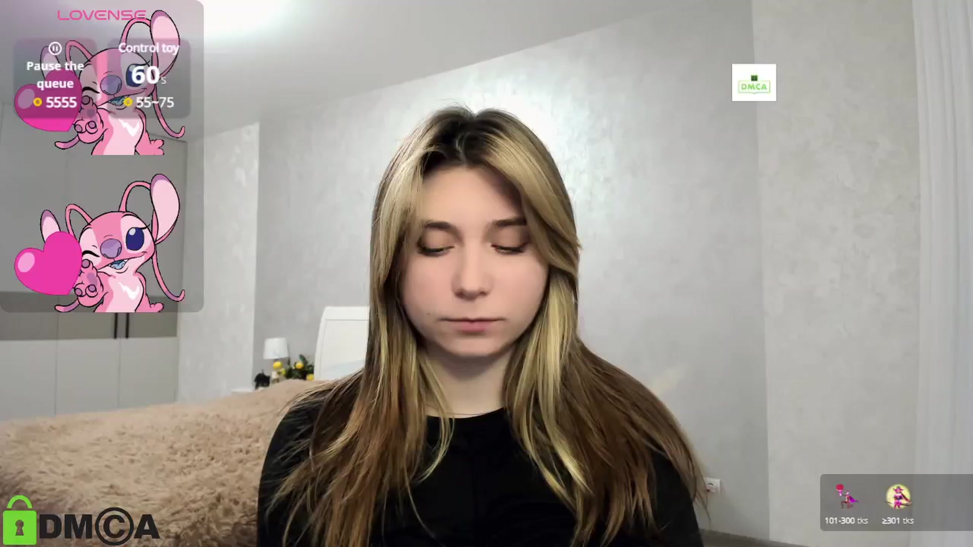 Gallery image thumbnail from MonicaaCute's myfreecams stream on, 11/20/2024, 19:08 image 1 of 20