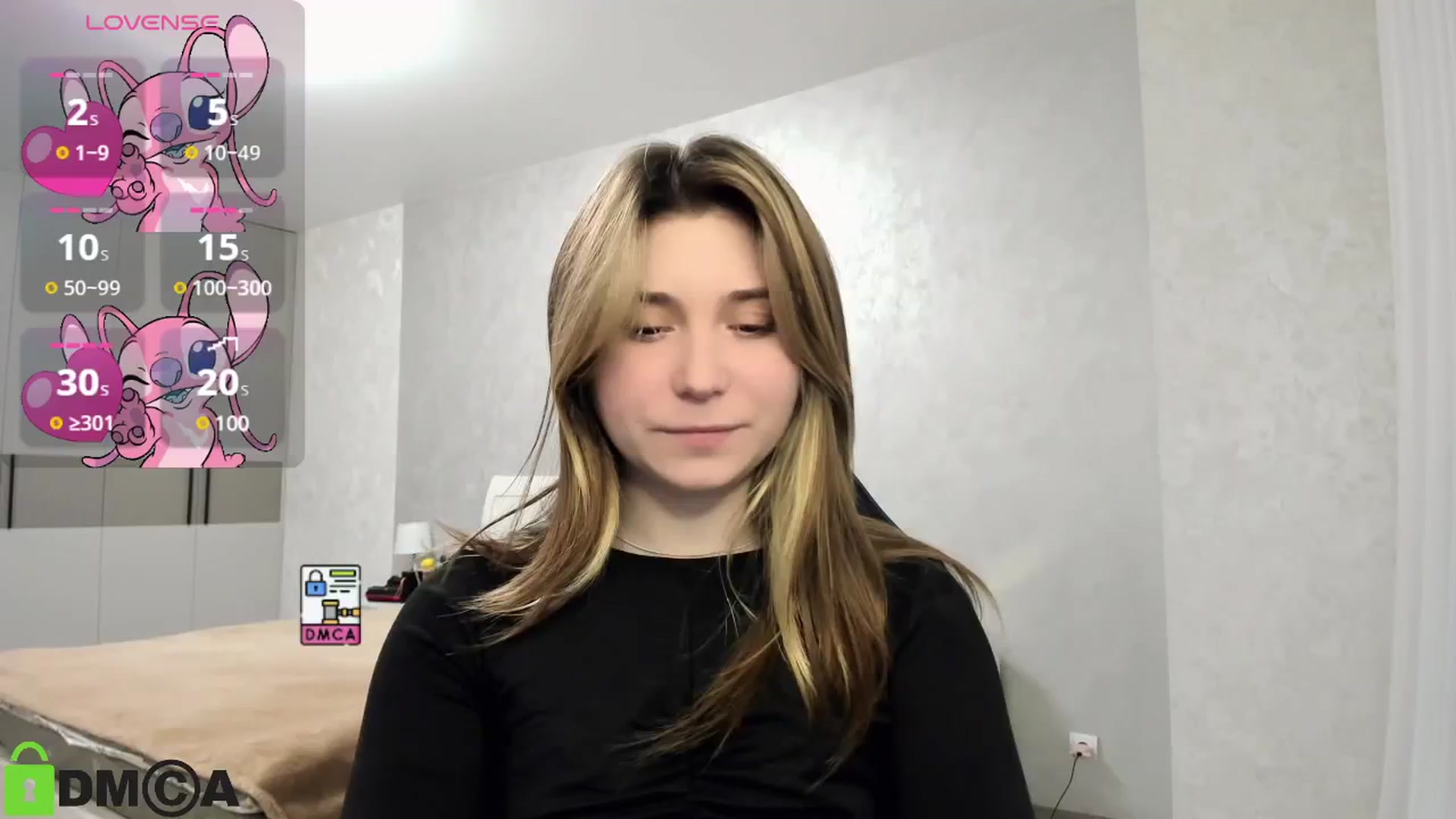 Gallery image thumbnail from MonicaaCute's myfreecams stream on, 11/23/2024, 18:17 image 9 of 20