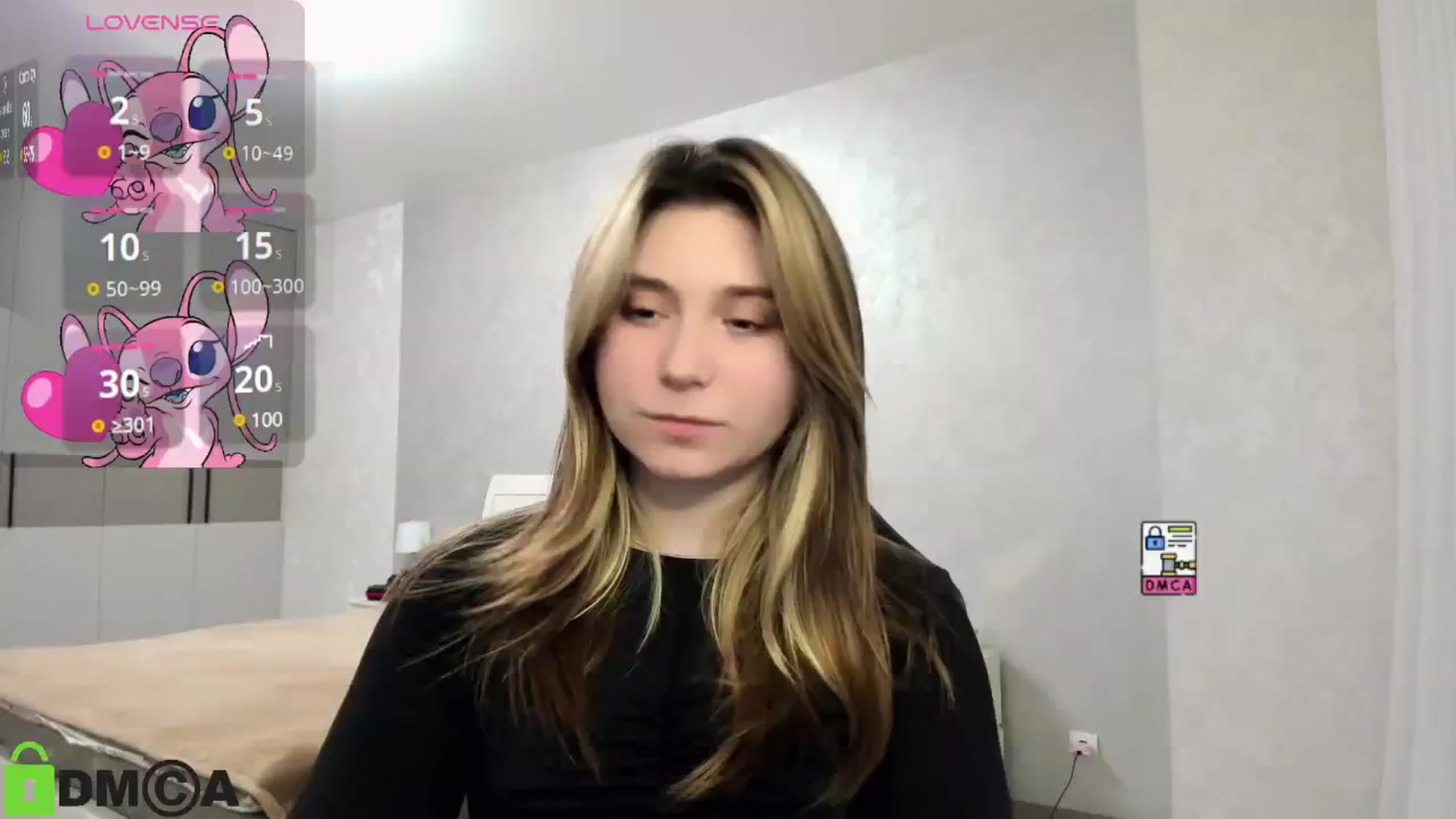 Gallery image thumbnail from MonicaaCute's myfreecams stream on, 11/23/2024, 18:17 image 4 of 20