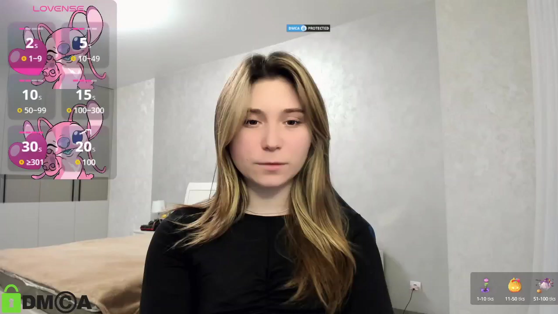 Gallery image thumbnail from MonicaaCute's myfreecams stream on, 11/23/2024, 18:17 image 6 of 20