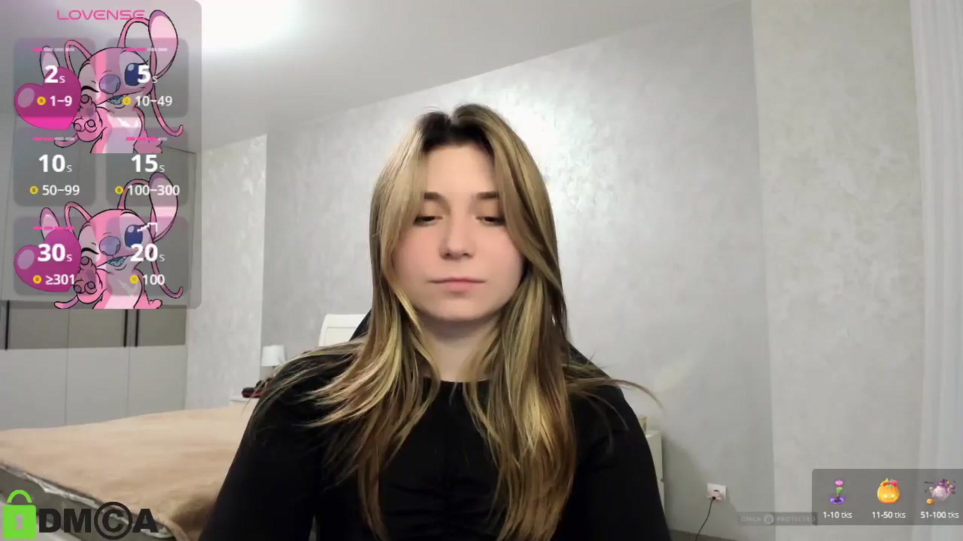 Gallery image thumbnail from MonicaaCute's myfreecams stream on, 11/23/2024, 18:17 image 15 of 20