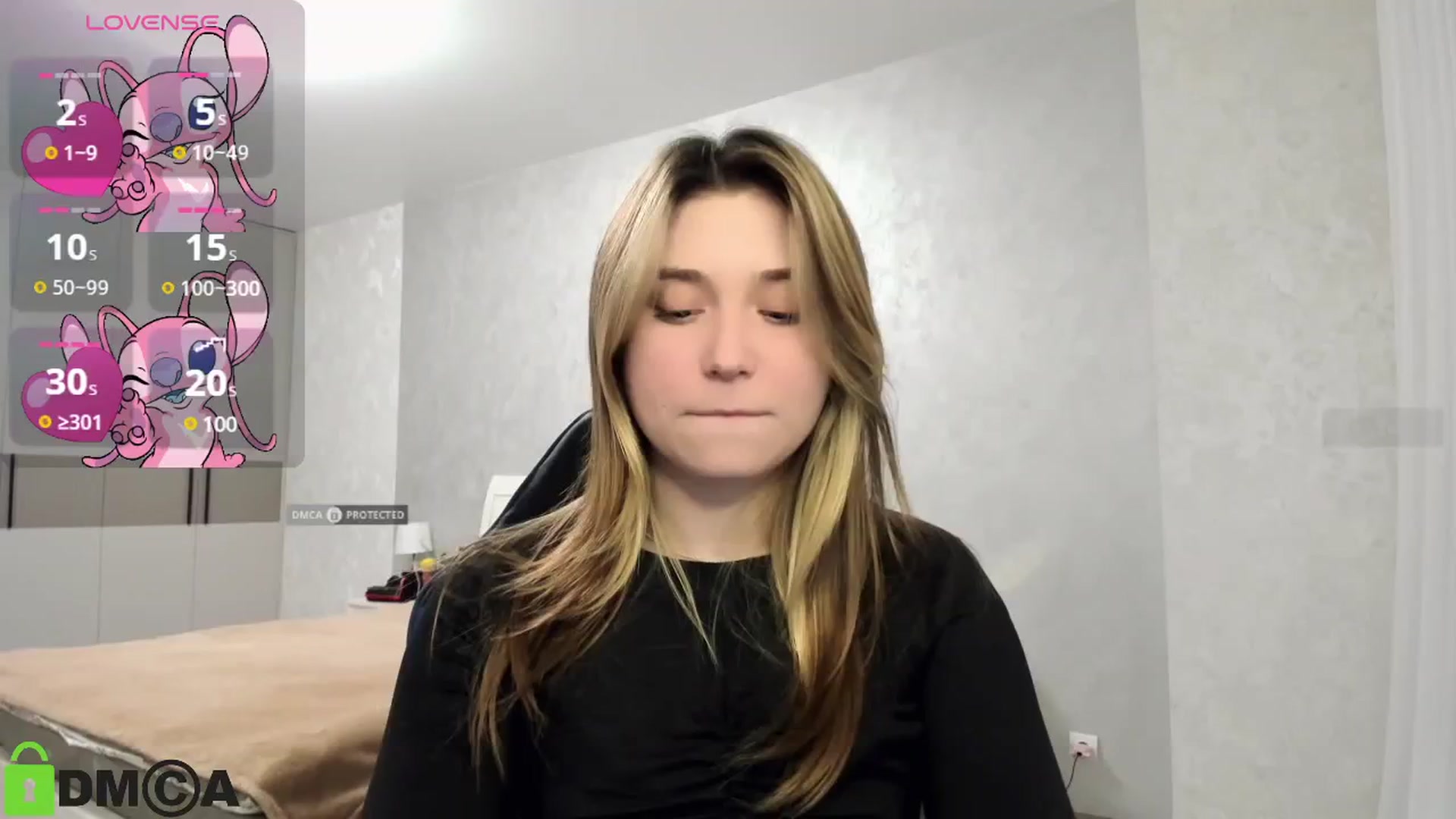 Gallery image thumbnail from MonicaaCute's myfreecams stream on, 11/23/2024, 18:17 image 3 of 20