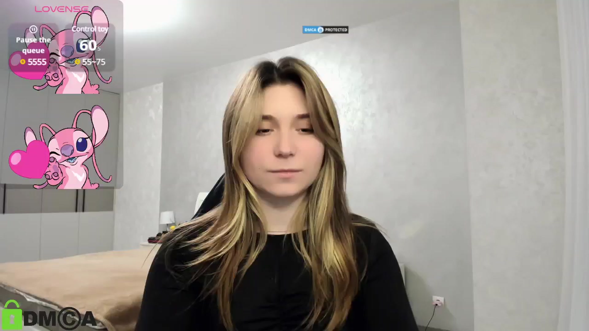 Gallery image thumbnail from MonicaaCute's myfreecams stream on, 11/23/2024, 18:17 image 14 of 20