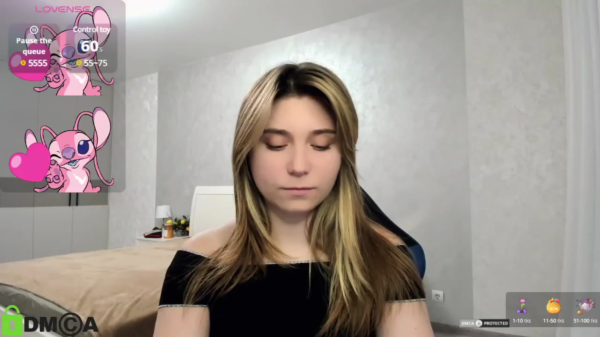 Gallery image thumbnail from MonicaaCute's myfreecams stream on, 11/24/2024, 18:07 image 20 of 20