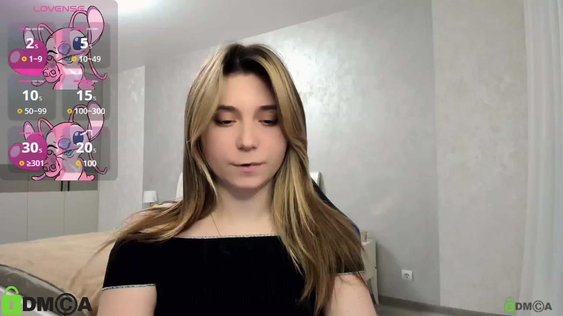 Gallery image thumbnail from MonicaaCute's myfreecams stream on, 11/24/2024, 19:05 image 18 of 20