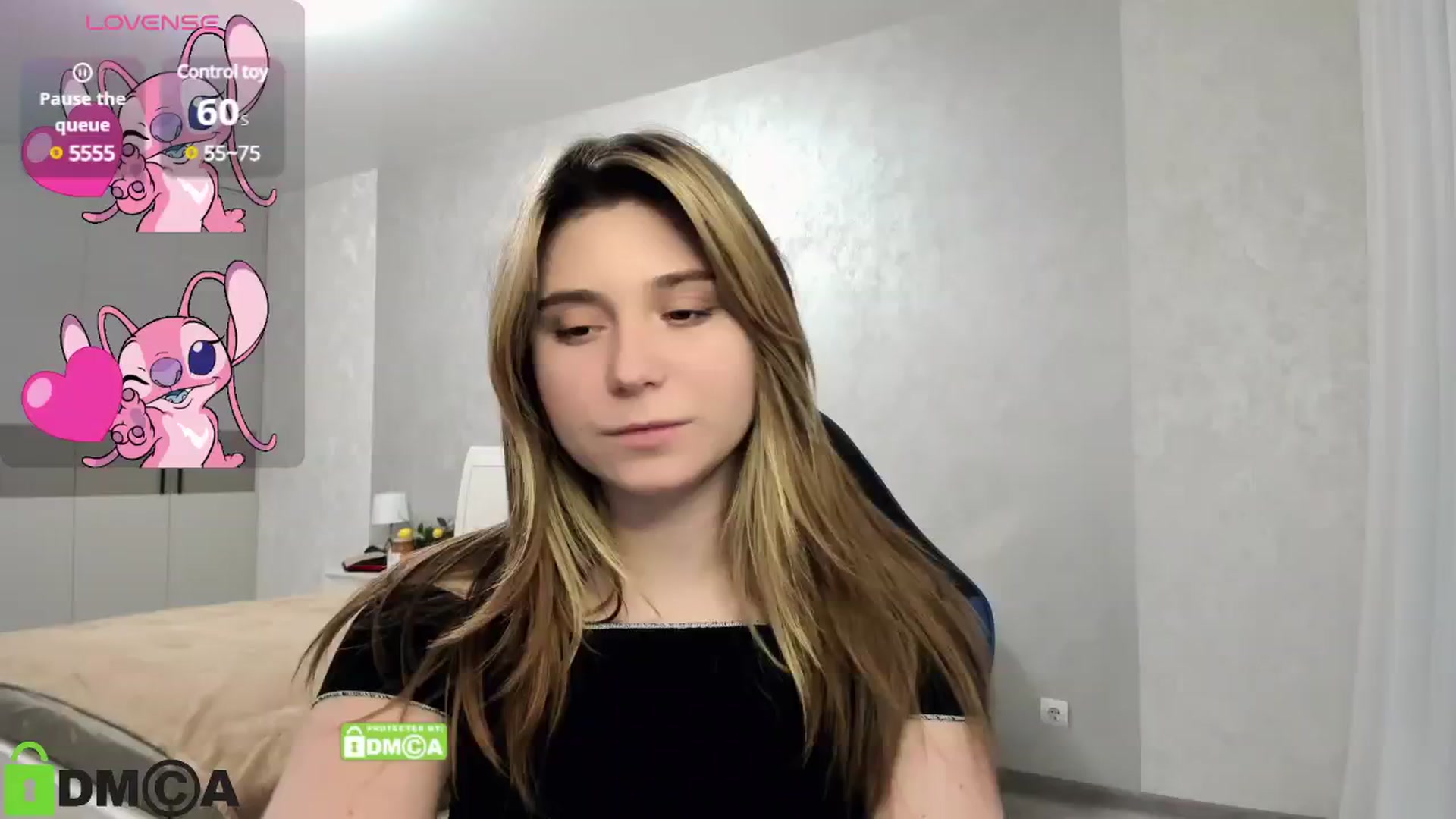 Gallery image thumbnail from MonicaaCute's myfreecams stream on, 11/24/2024, 19:05 image 8 of 20