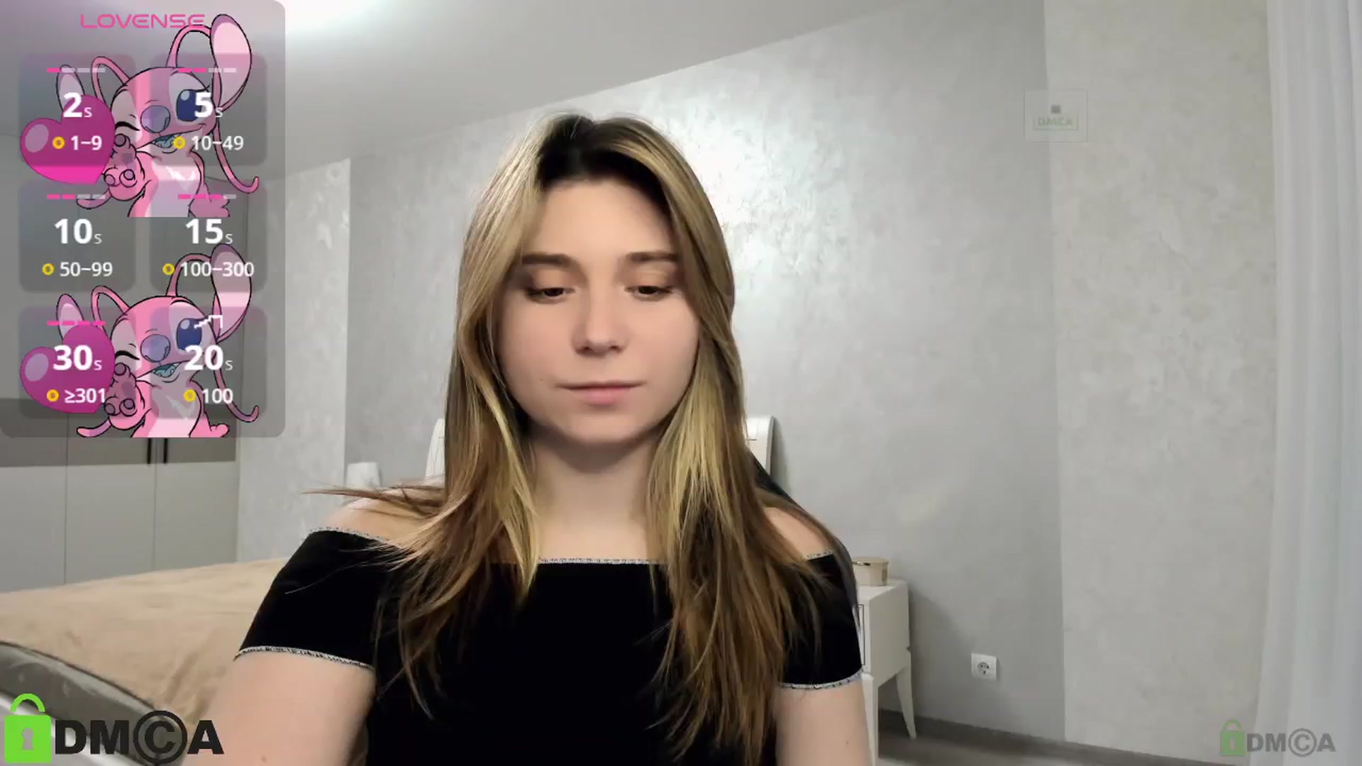 Gallery image thumbnail from MonicaaCute's myfreecams stream on, 11/24/2024, 19:05 image 17 of 20
