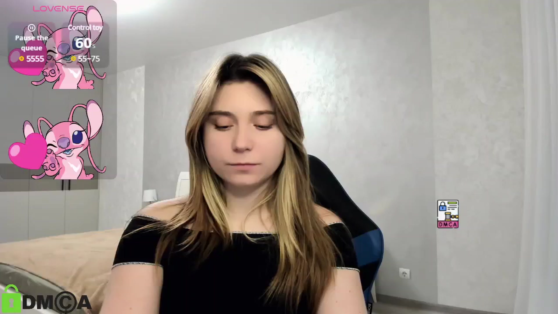 Gallery image thumbnail from MonicaaCute's myfreecams stream on, 11/24/2024, 19:05 image 10 of 20