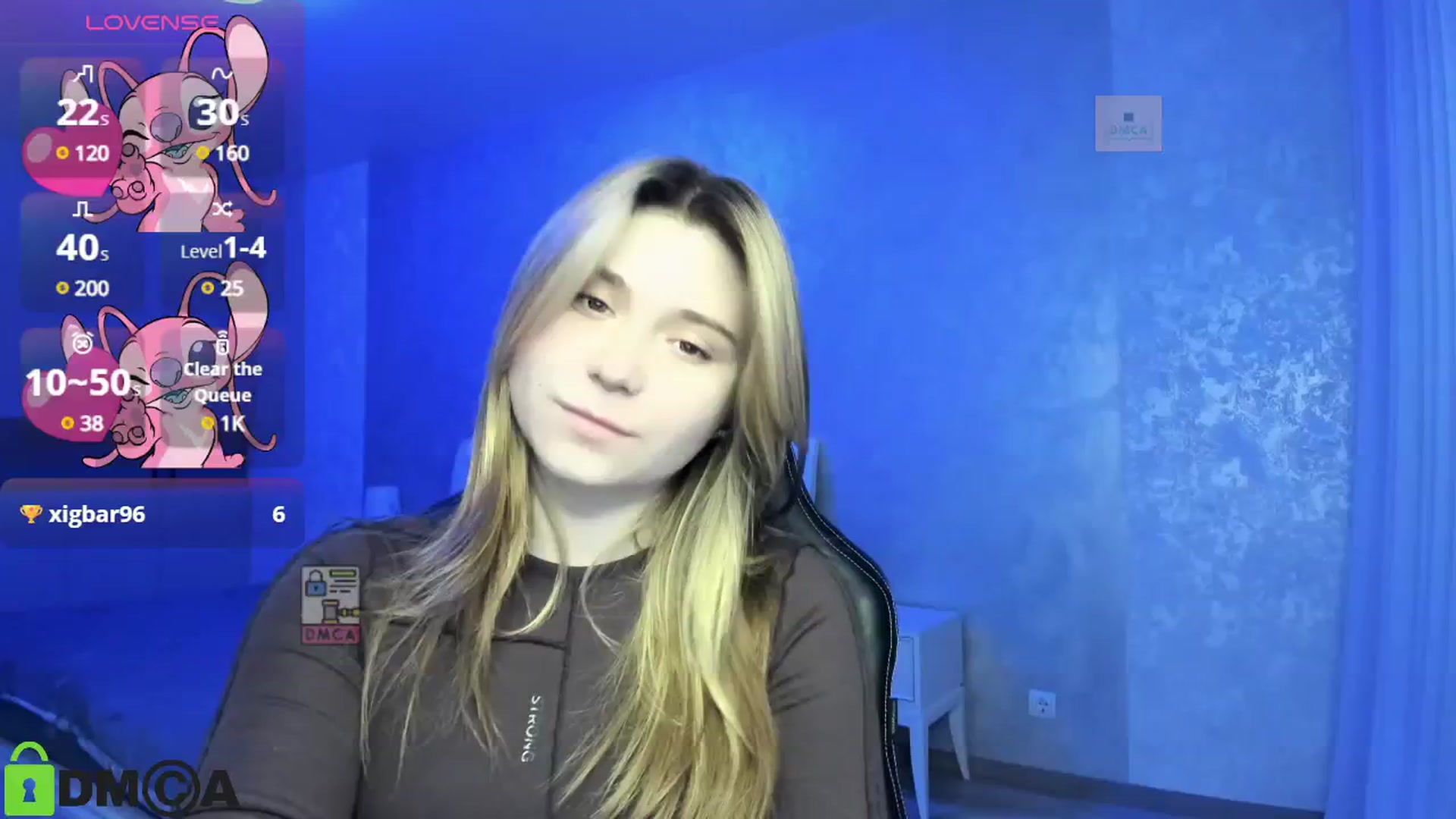 Gallery image thumbnail from MonicaaCute's myfreecams stream on, 11/26/2024, 18:23 image 13 of 20