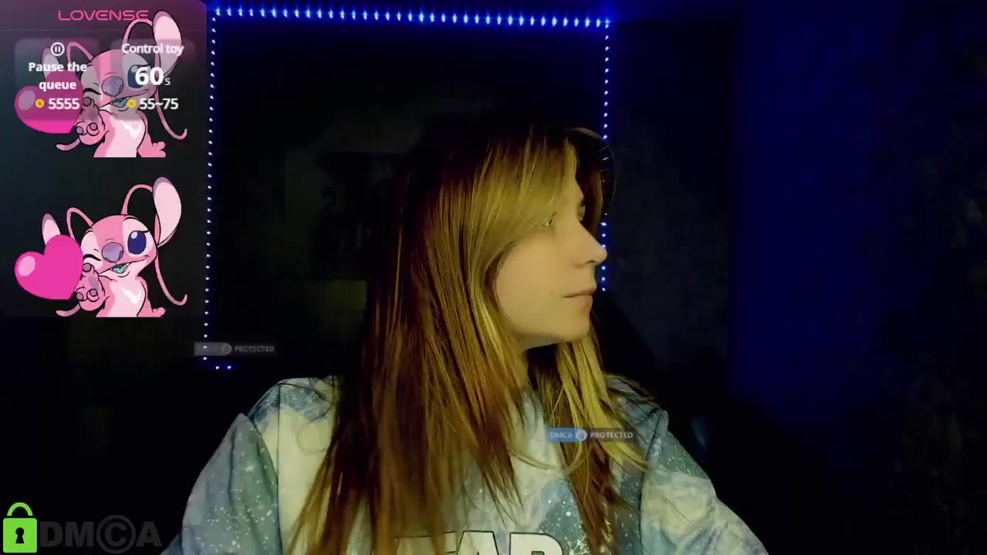 Gallery image thumbnail from MonicaaCute's myfreecams stream on, 11/27/2024, 19:07 image 18 of 20