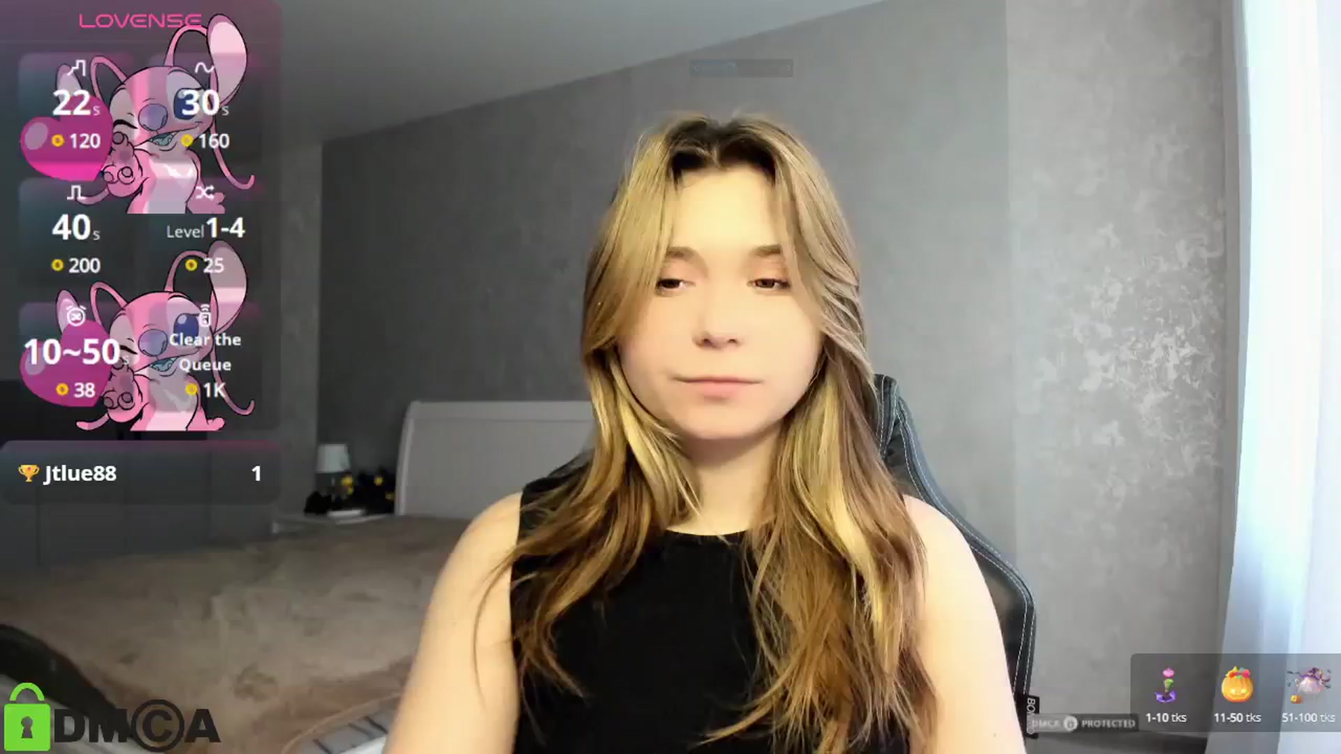 Gallery image thumbnail from MonicaaCute's myfreecams stream on, 12/08/2024, 11:24 image 12 of 20