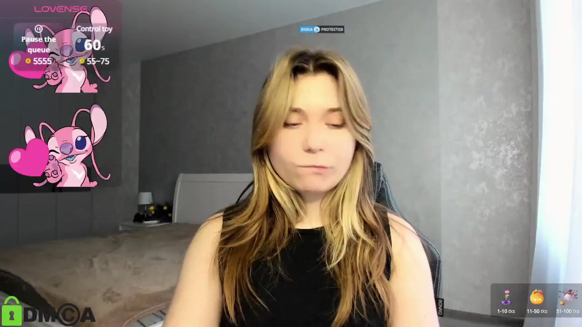 Gallery image thumbnail from MonicaaCute's myfreecams stream on, 12/08/2024, 11:24 image 8 of 20