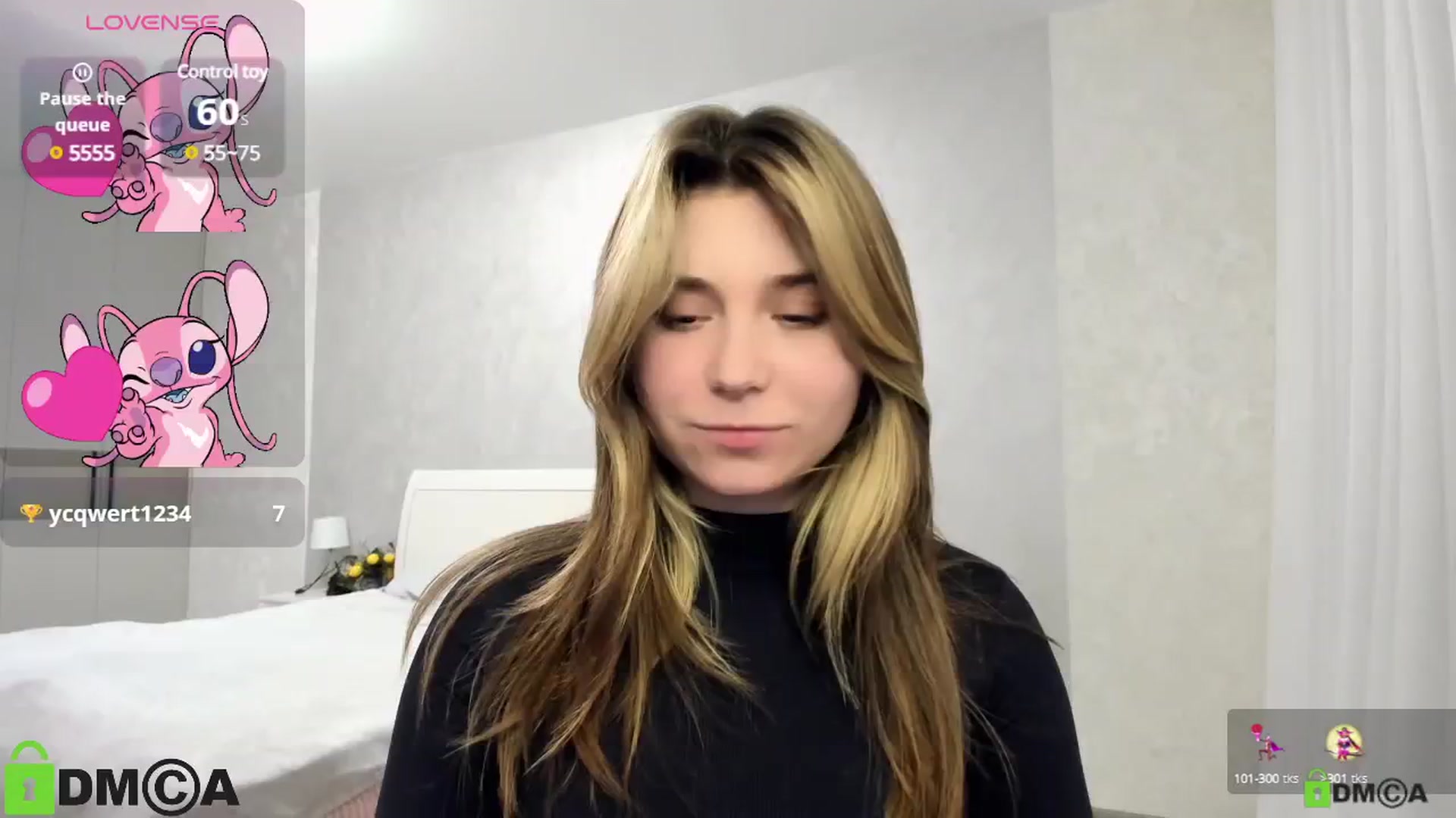 Gallery image thumbnail from MonicaaCute's myfreecams stream on, 12/15/2024, 19:10 image 13 of 20