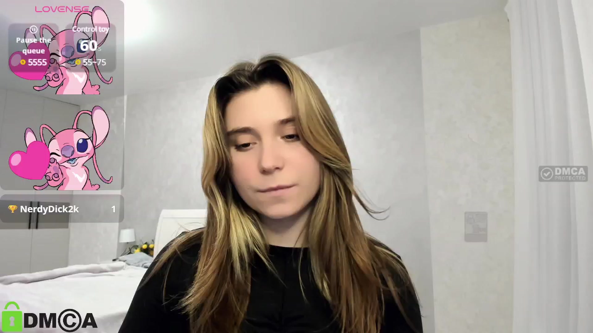 Gallery image thumbnail from MonicaaCute's myfreecams stream on, 12/18/2024, 19:07 image 15 of 20