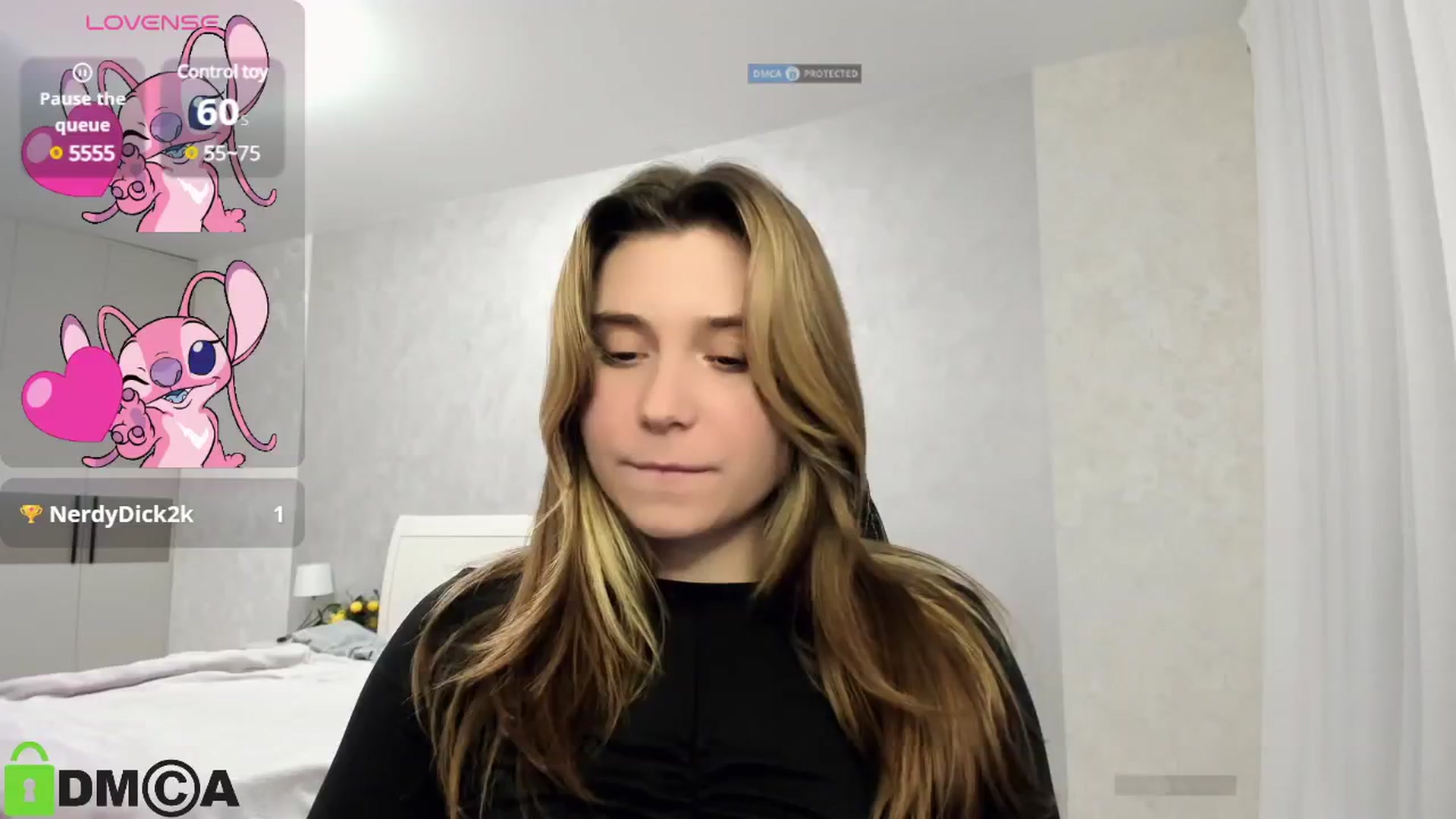 Gallery image thumbnail from MonicaaCute's myfreecams stream on, 12/18/2024, 19:07 image 14 of 20
