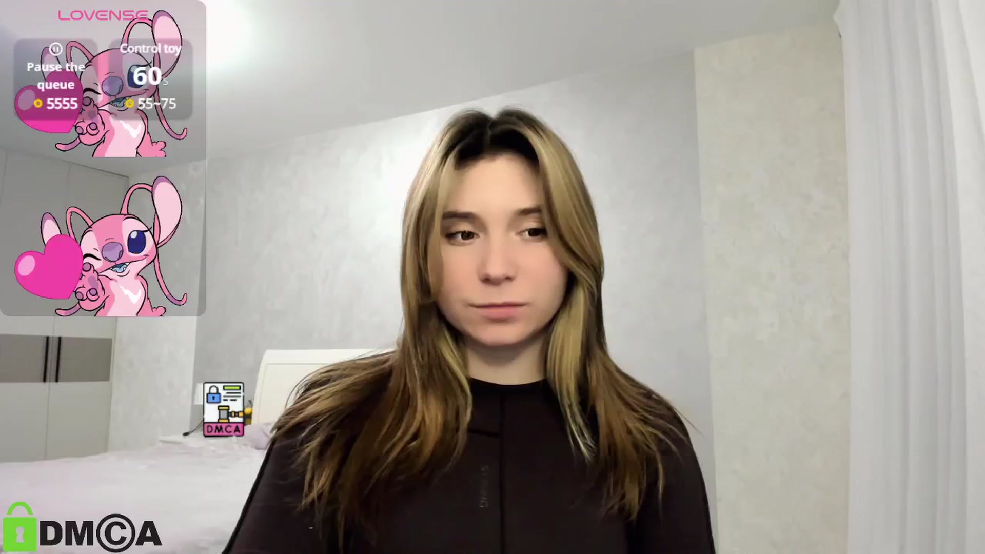 Gallery image thumbnail from MonicaaCute's myfreecams stream on, 12/19/2024, 17:28 image 11 of 20
