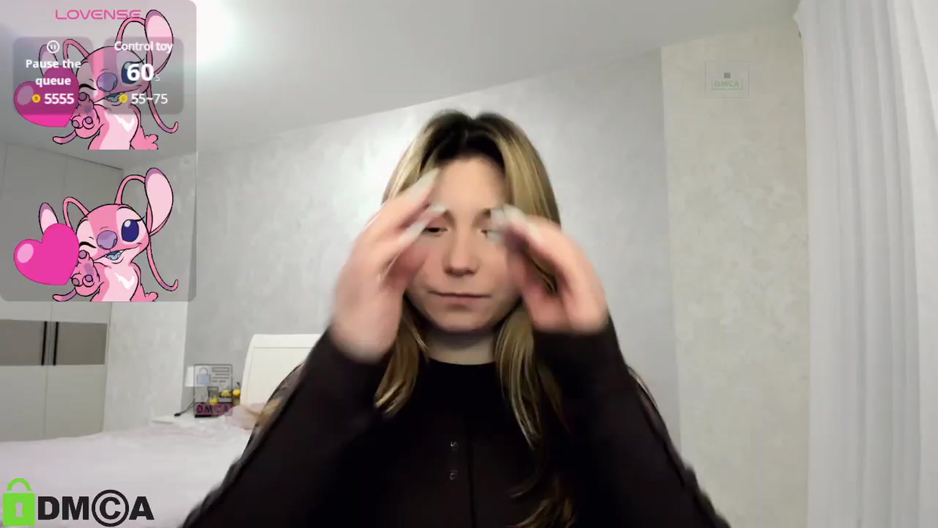 Gallery image thumbnail from MonicaaCute's myfreecams stream on, 12/19/2024, 17:28 image 13 of 20