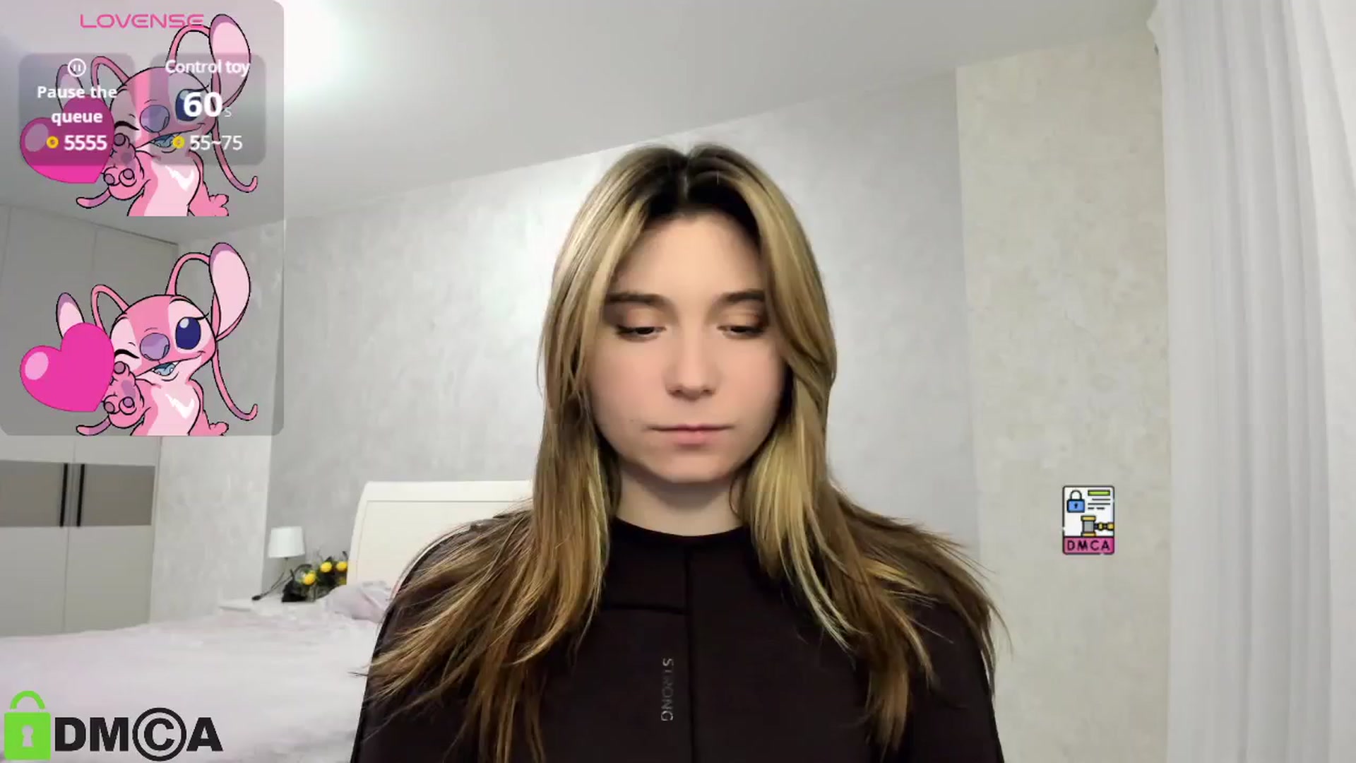 Gallery image thumbnail from MonicaaCute's myfreecams stream on, 12/19/2024, 17:28 image 14 of 20