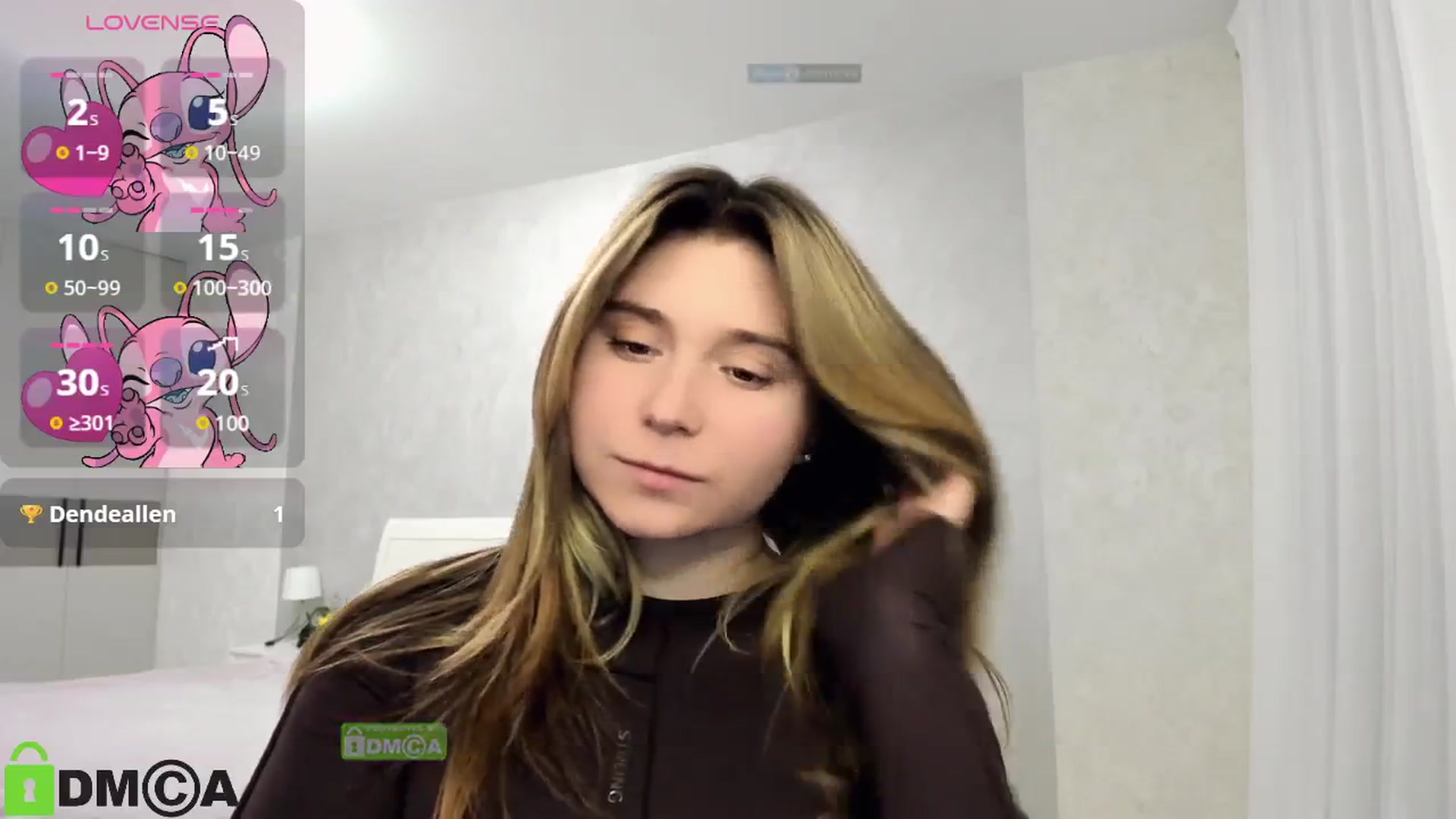 Gallery image thumbnail from MonicaaCute's myfreecams stream on, 12/19/2024, 19:00 image 19 of 20
