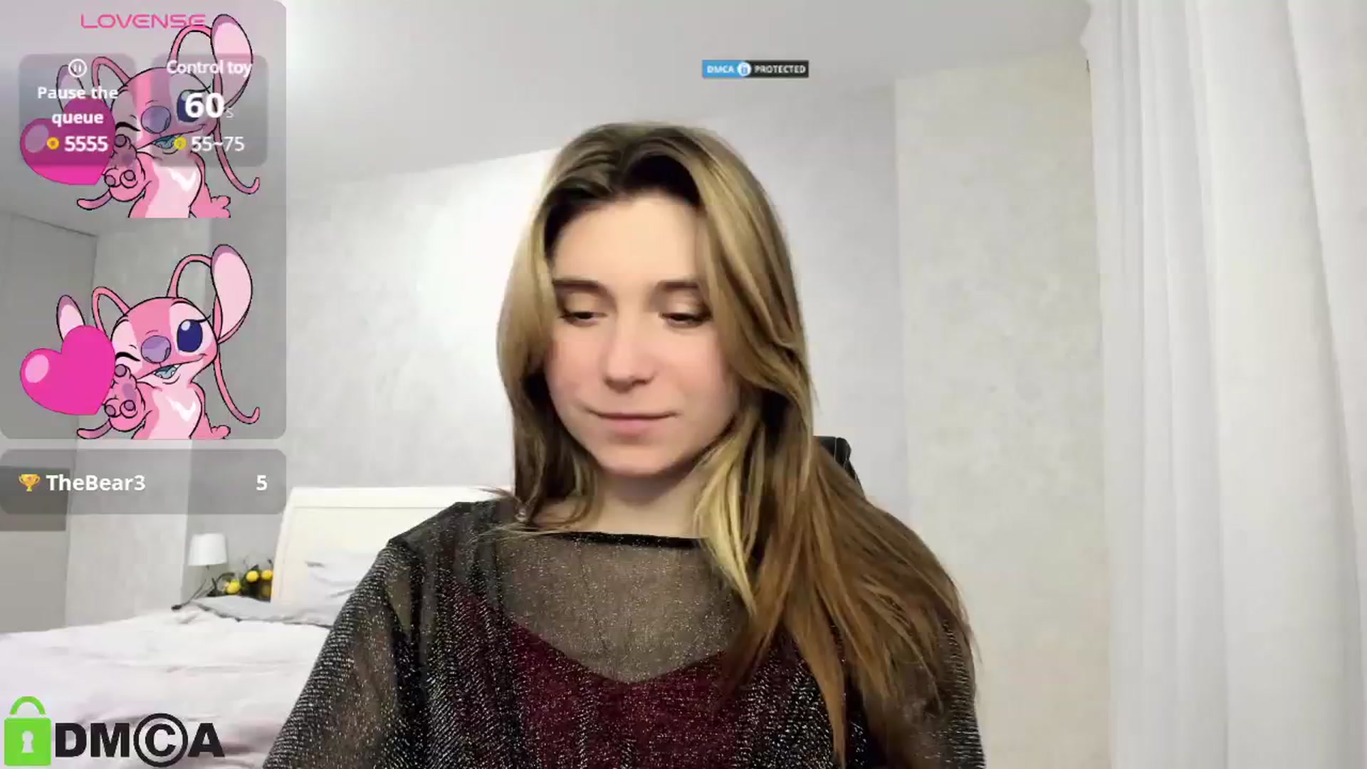 Gallery image thumbnail from MonicaaCute's myfreecams stream on, 12/25/2024, 17:08 image 11 of 20