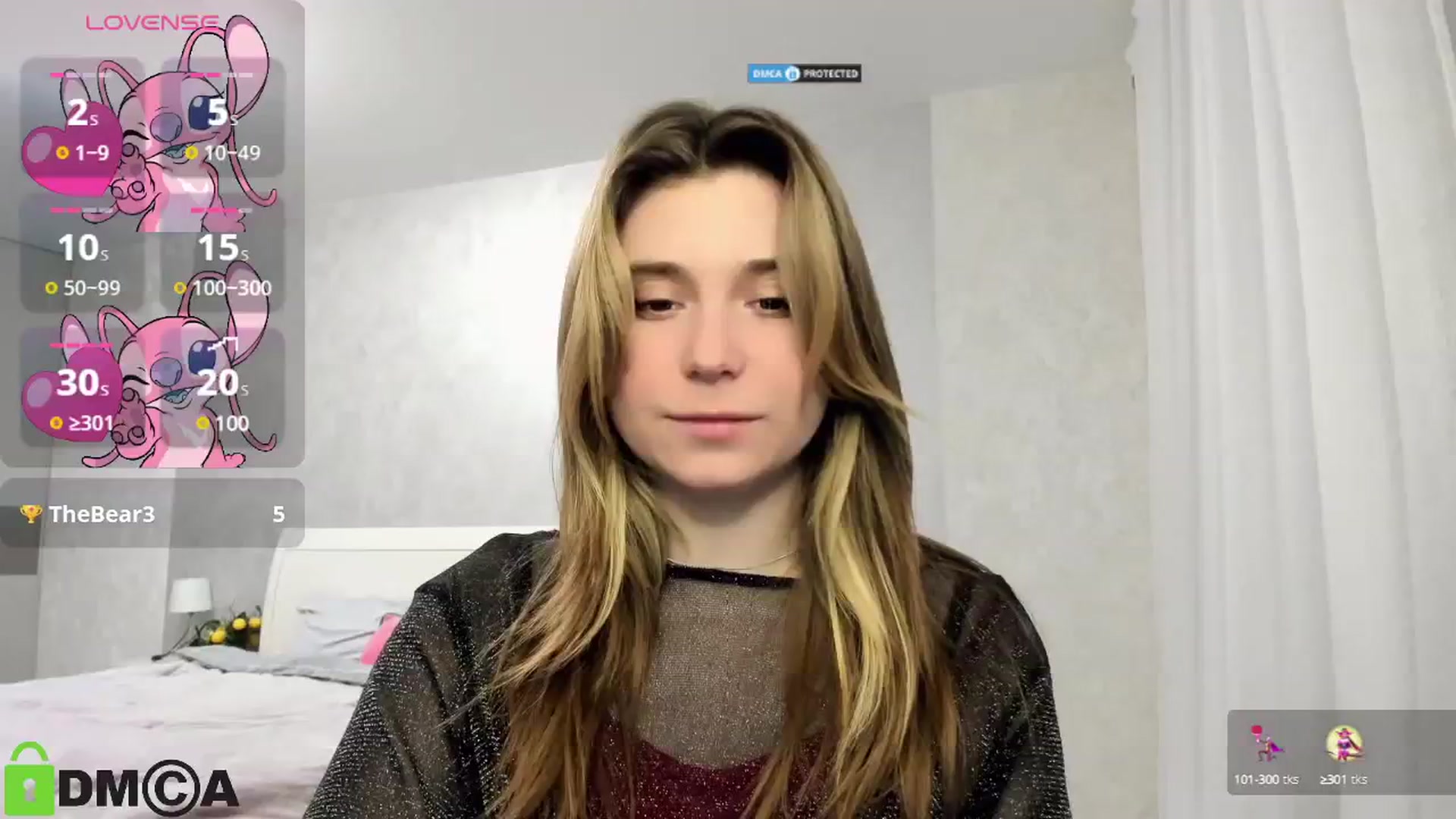 Gallery image thumbnail from MonicaaCute's myfreecams stream on, 12/25/2024, 19:01 image 12 of 20