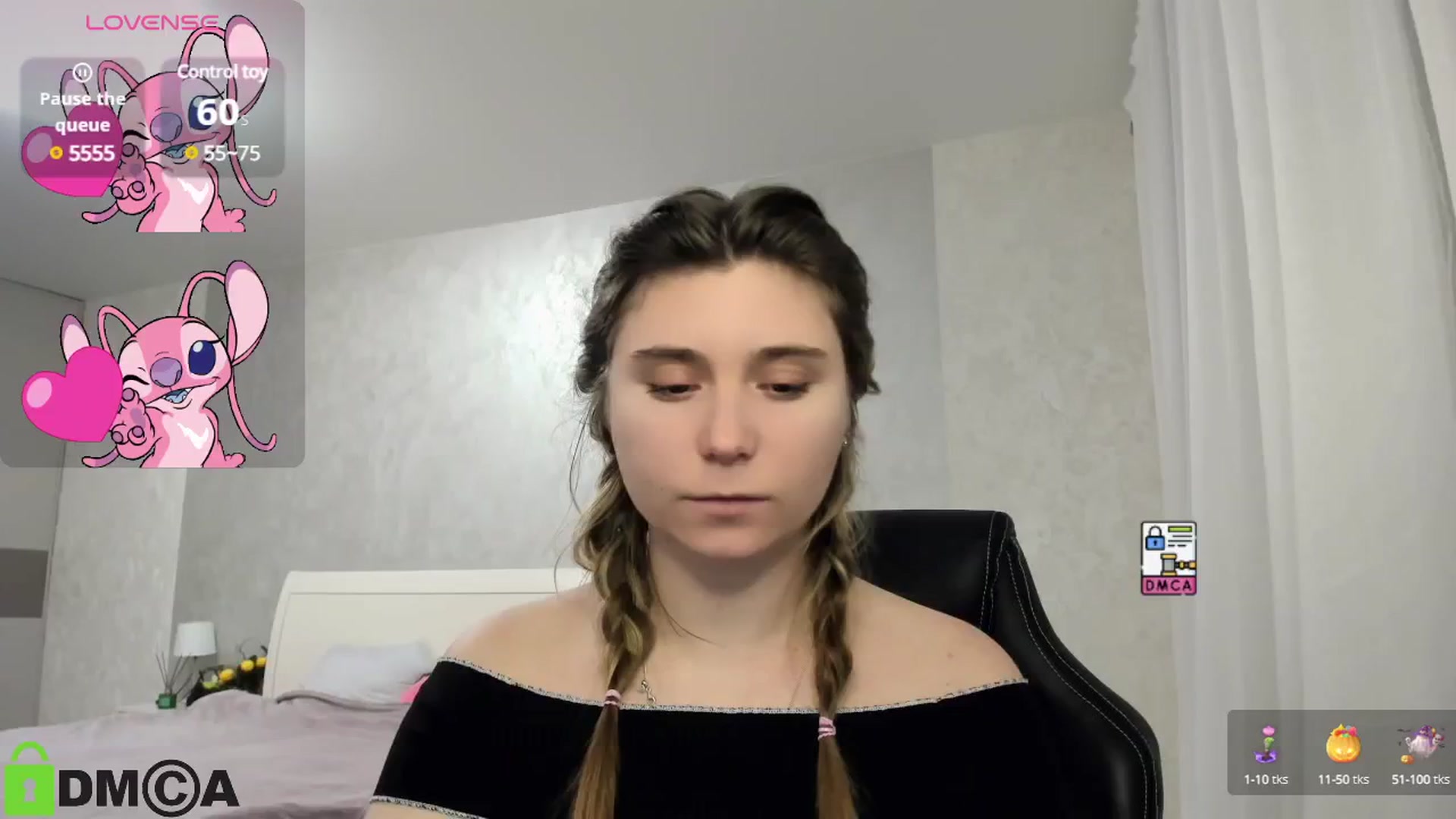 Gallery image thumbnail from MonicaaCute's myfreecams stream on, 12/29/2024, 15:53 image 6 of 20