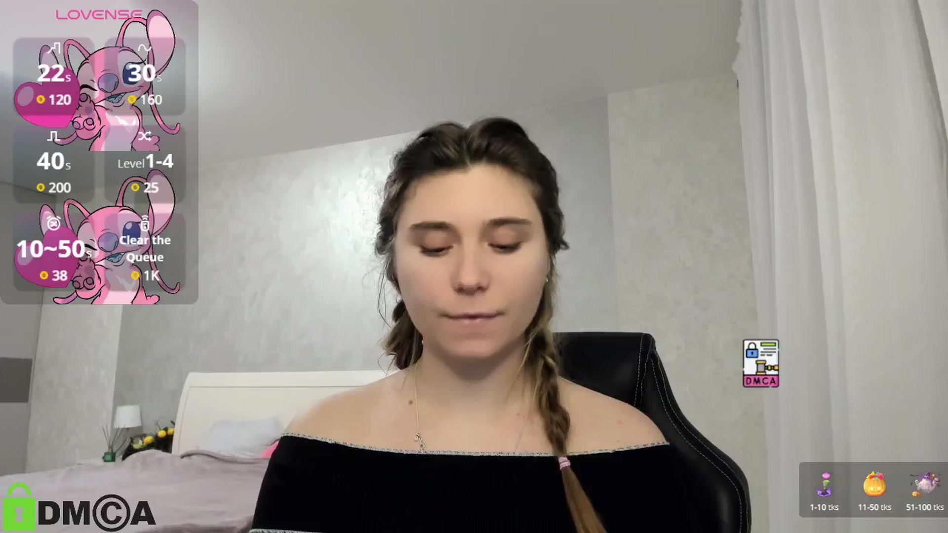Gallery image thumbnail from MonicaaCute's myfreecams stream on, 12/29/2024, 15:53 image 12 of 20