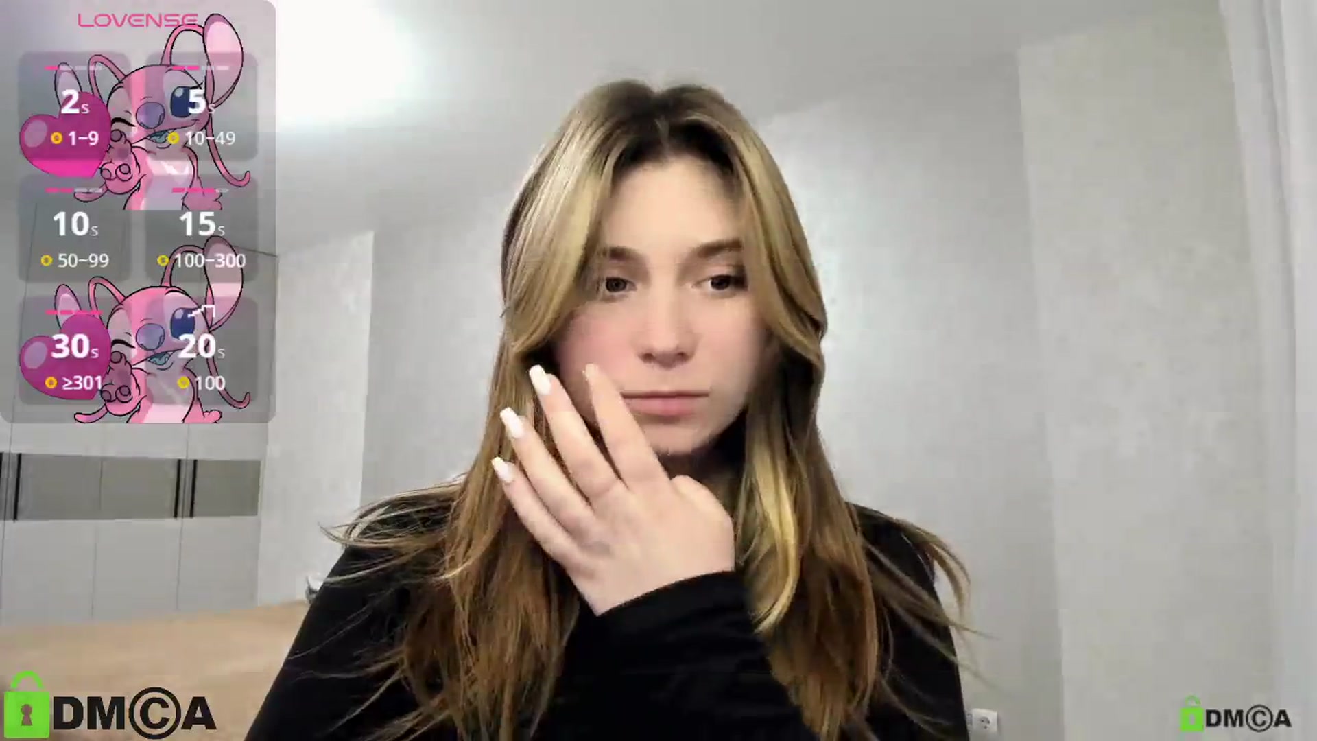 Gallery image thumbnail from MonicaaCute's myfreecams stream on, 01/03/2025, 16:52 image 6 of 20