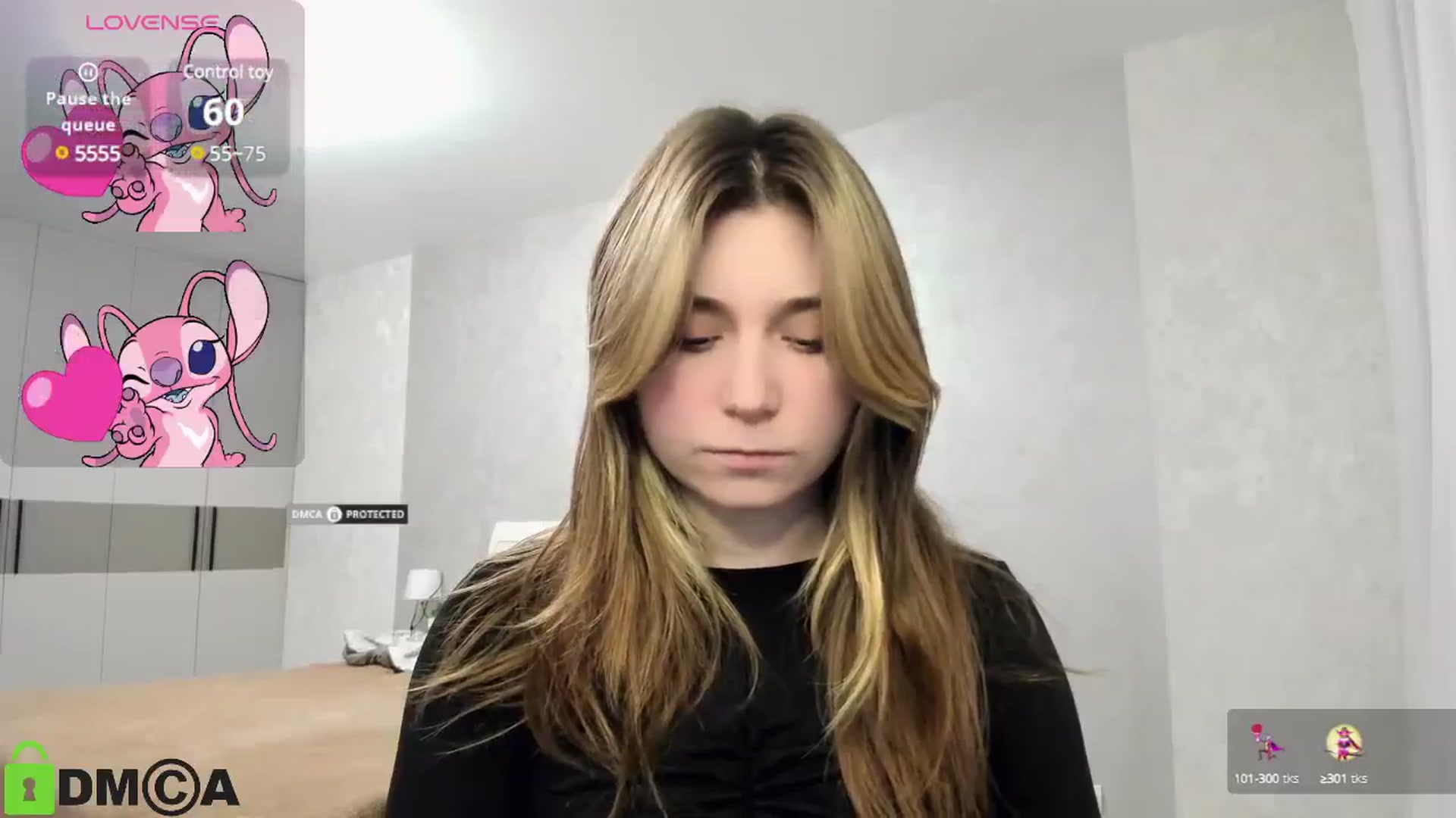 Gallery image thumbnail from MonicaaCute's myfreecams stream on, 01/03/2025, 16:52 image 2 of 20