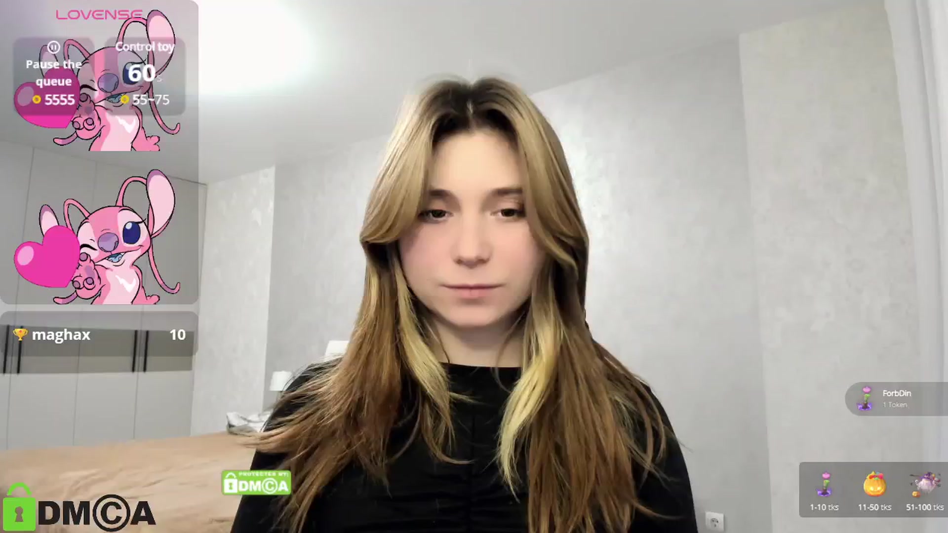 Gallery image thumbnail from MonicaaCute's myfreecams stream on, 01/03/2025, 18:11 image 14 of 20