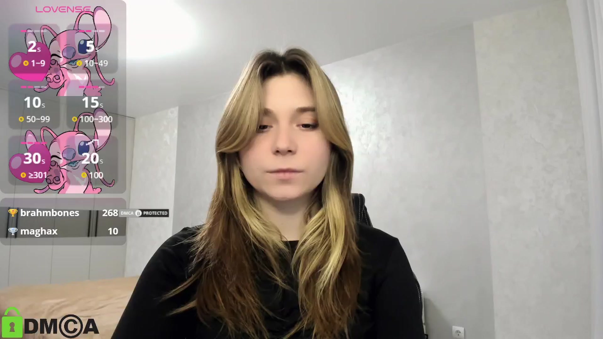 Gallery image thumbnail from MonicaaCute's myfreecams stream on, 01/03/2025, 18:59 image 16 of 20