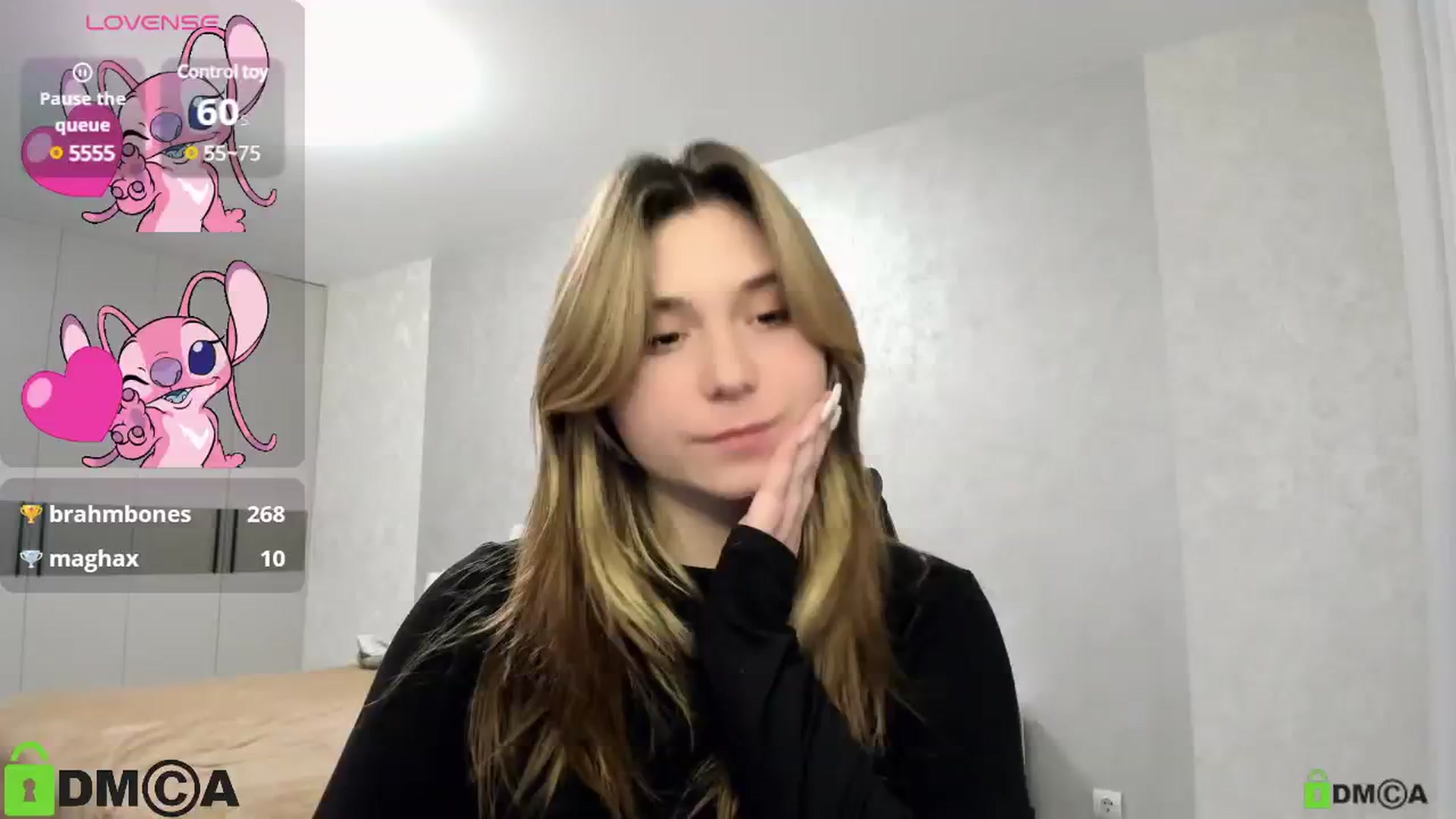 Gallery image thumbnail from MonicaaCute's myfreecams stream on, 01/03/2025, 18:59 image 14 of 20