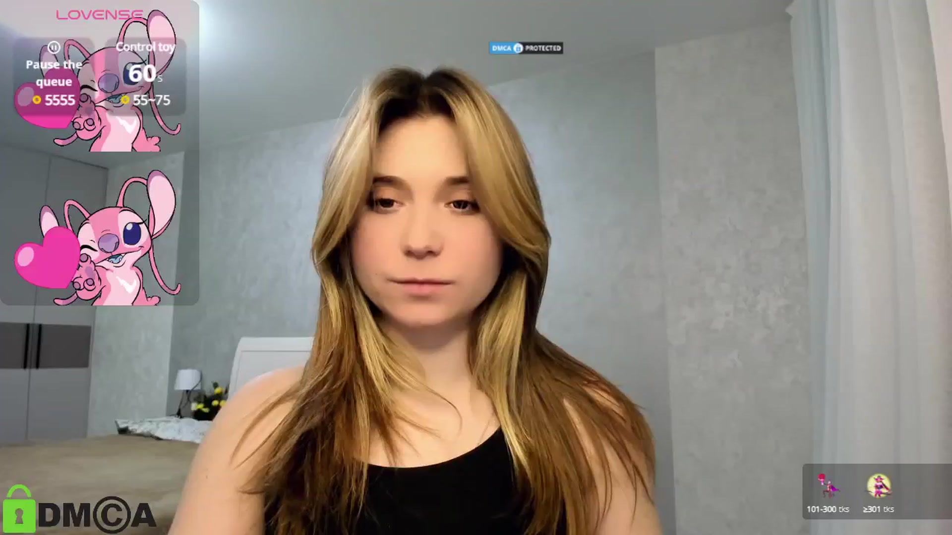 Gallery image thumbnail from MonicaaCute's myfreecams stream on, 01/04/2025, 18:31 image 11 of 20