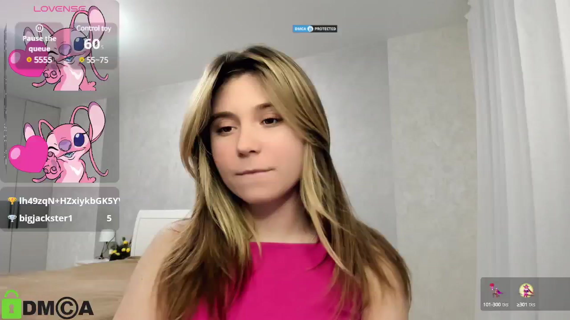 Gallery image thumbnail from MonicaaCute's myfreecams stream on, 01/05/2025, 14:57 image 17 of 20