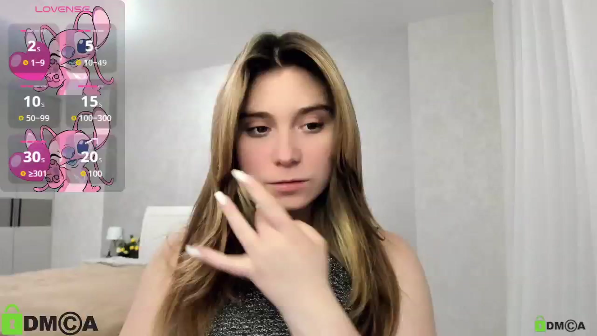 Gallery image thumbnail from MonicaaCute's myfreecams stream on, 01/08/2025, 16:24 image 4 of 20