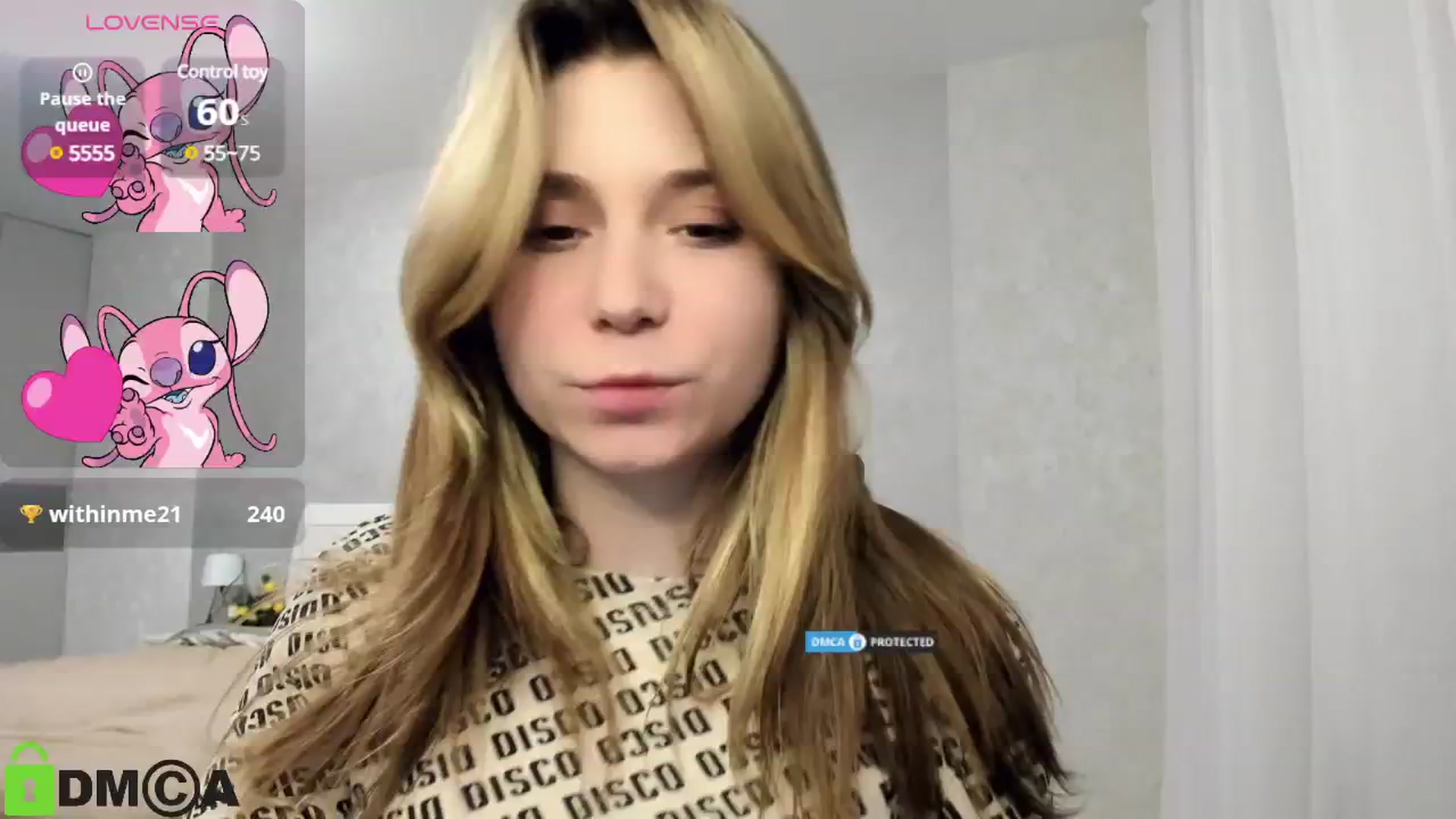 Gallery image thumbnail from MonicaaCute's myfreecams stream on, 01/09/2025, 19:43 image 17 of 20