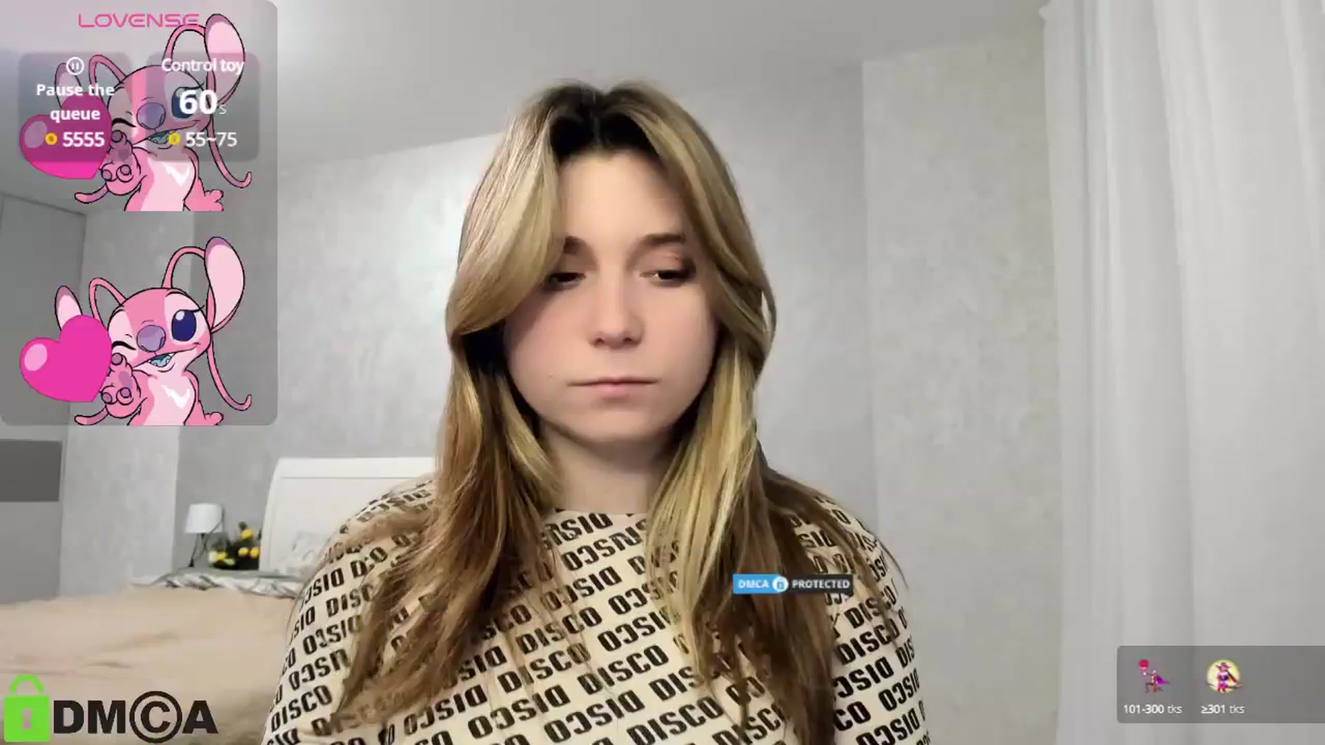 Gallery image thumbnail from MonicaaCute's myfreecams stream on, 01/09/2025, 19:43 image 12 of 20