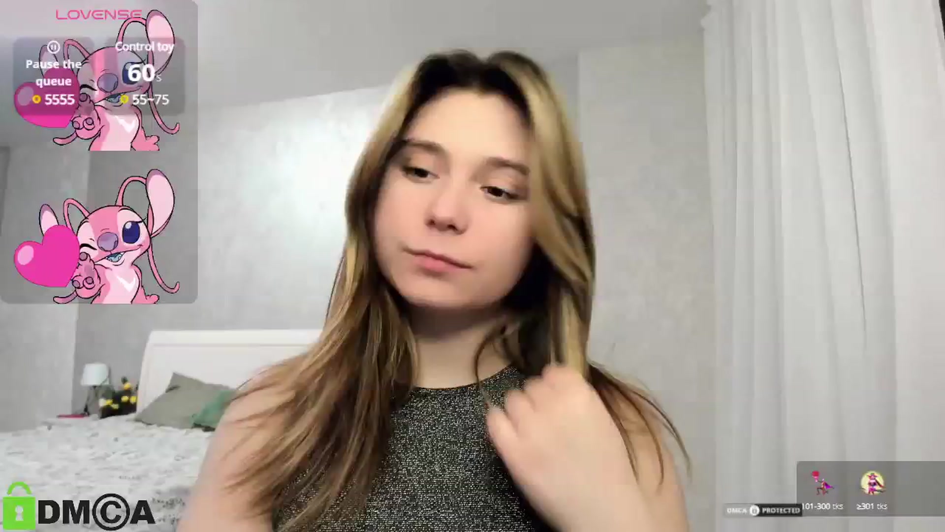 Gallery image thumbnail from MonicaaCute's myfreecams stream on, 01/14/2025, 18:43 image 2 of 20