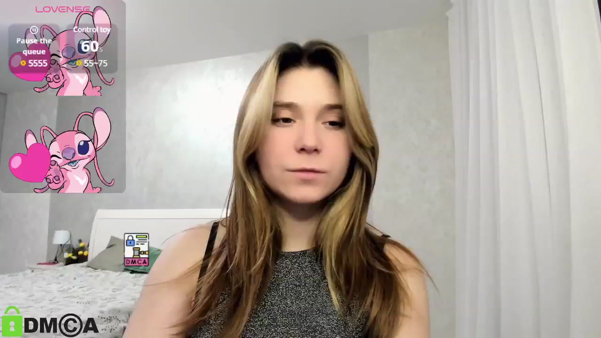 Gallery image thumbnail from MonicaaCute's myfreecams stream on, 01/14/2025, 18:43 image 5 of 20