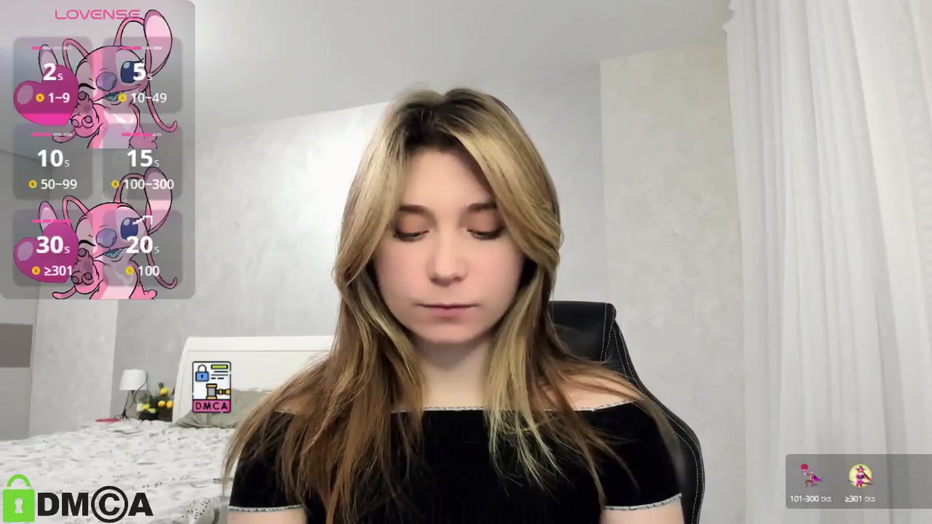 Gallery image thumbnail from MonicaaCute's myfreecams stream on, 01/15/2025, 15:39 image 5 of 20