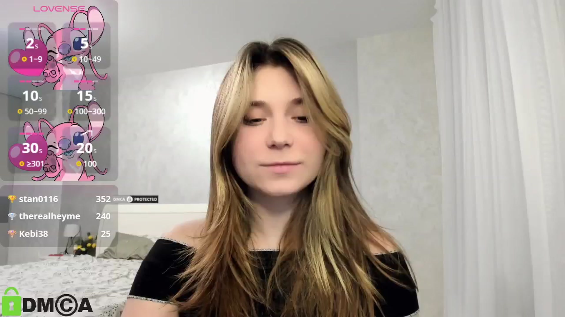 Gallery image thumbnail from MonicaaCute's myfreecams stream on, 01/15/2025, 19:02 image 13 of 20