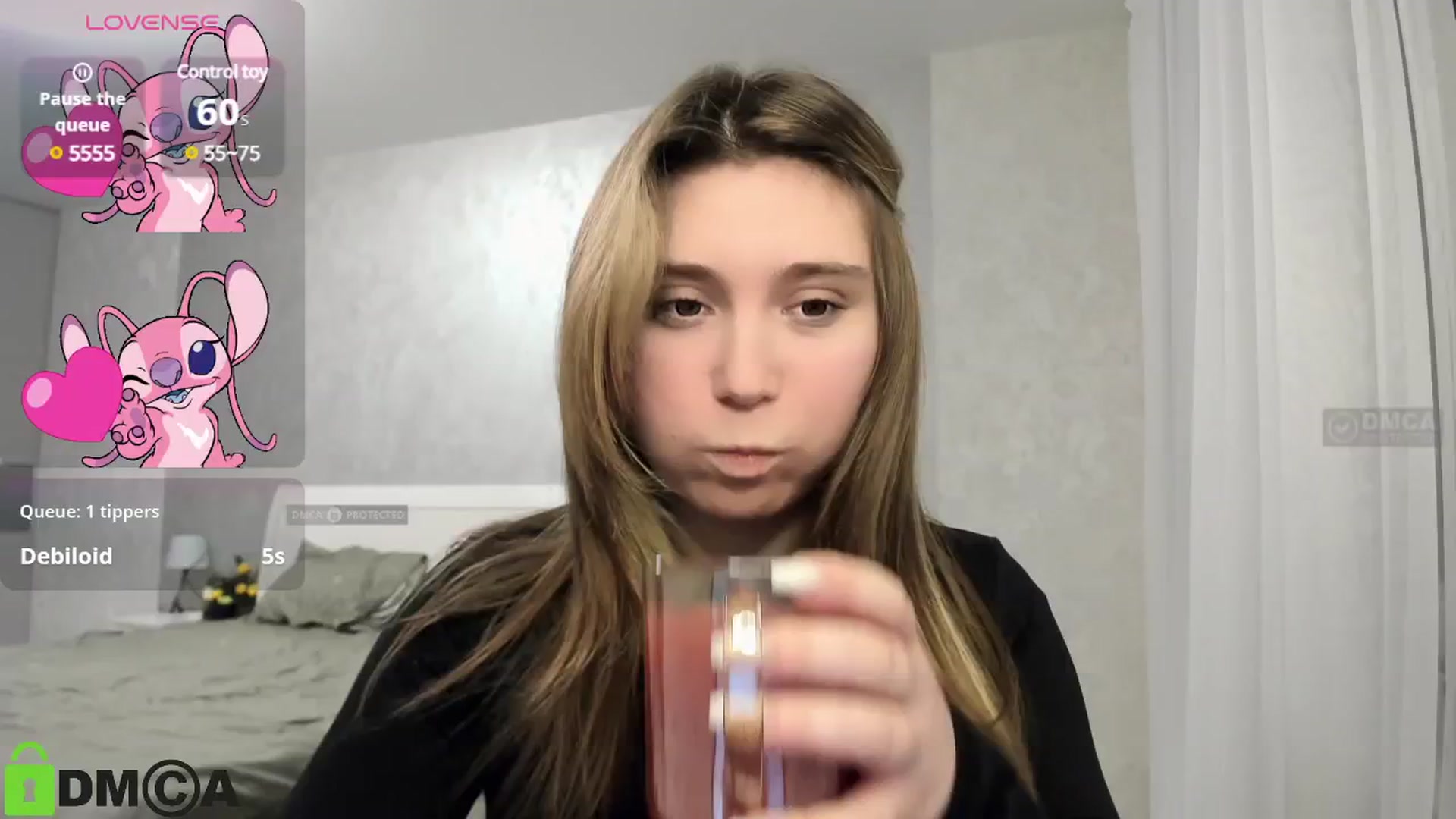 Gallery image thumbnail from MonicaaCute's myfreecams stream on, 01/17/2025, 15:32 image 10 of 20