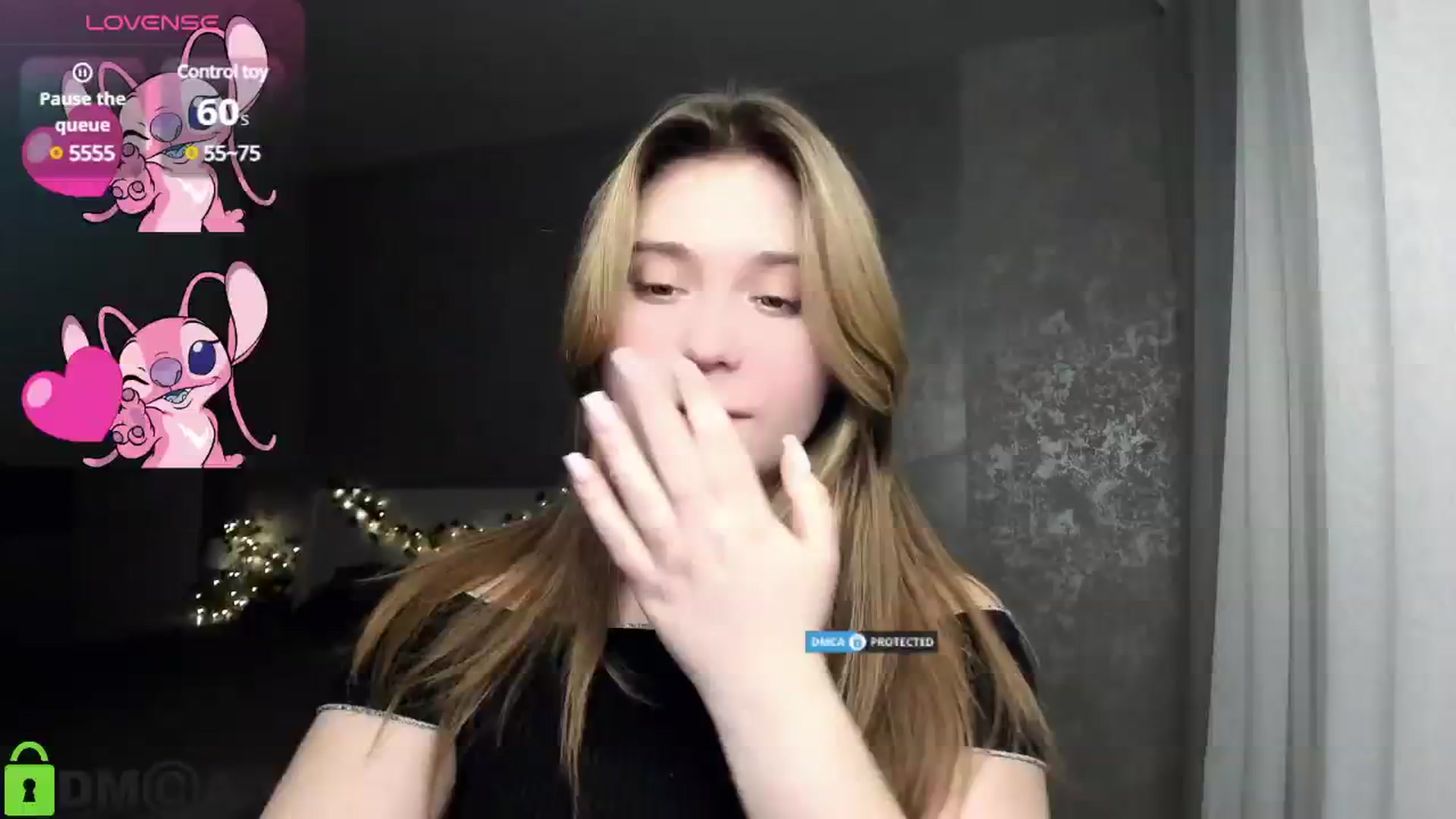Gallery image thumbnail from MonicaaCute's myfreecams stream on, 01/18/2025, 16:26 image 4 of 20