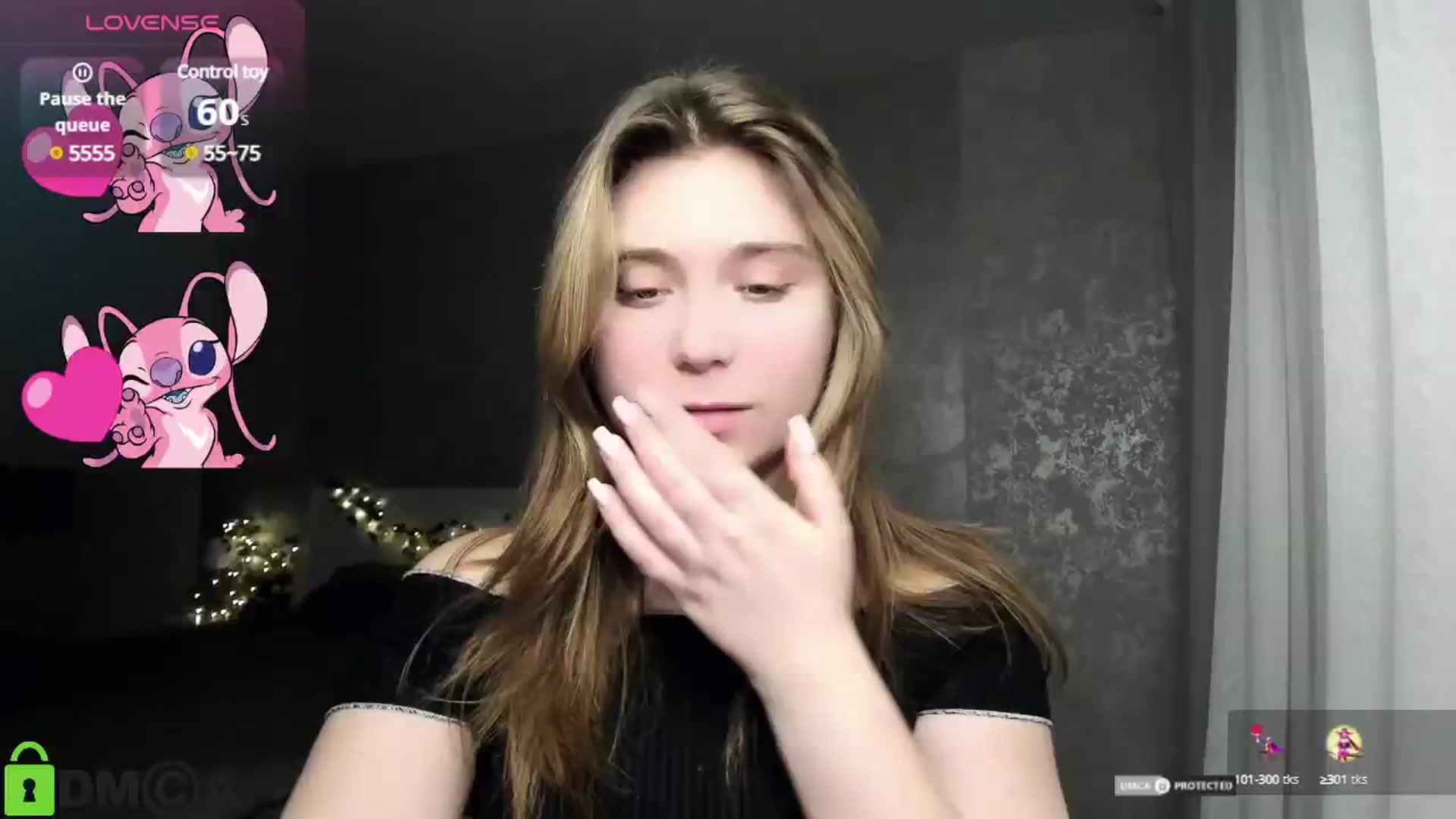 Gallery image thumbnail from MonicaaCute's myfreecams stream on, 01/18/2025, 16:26 image 8 of 20