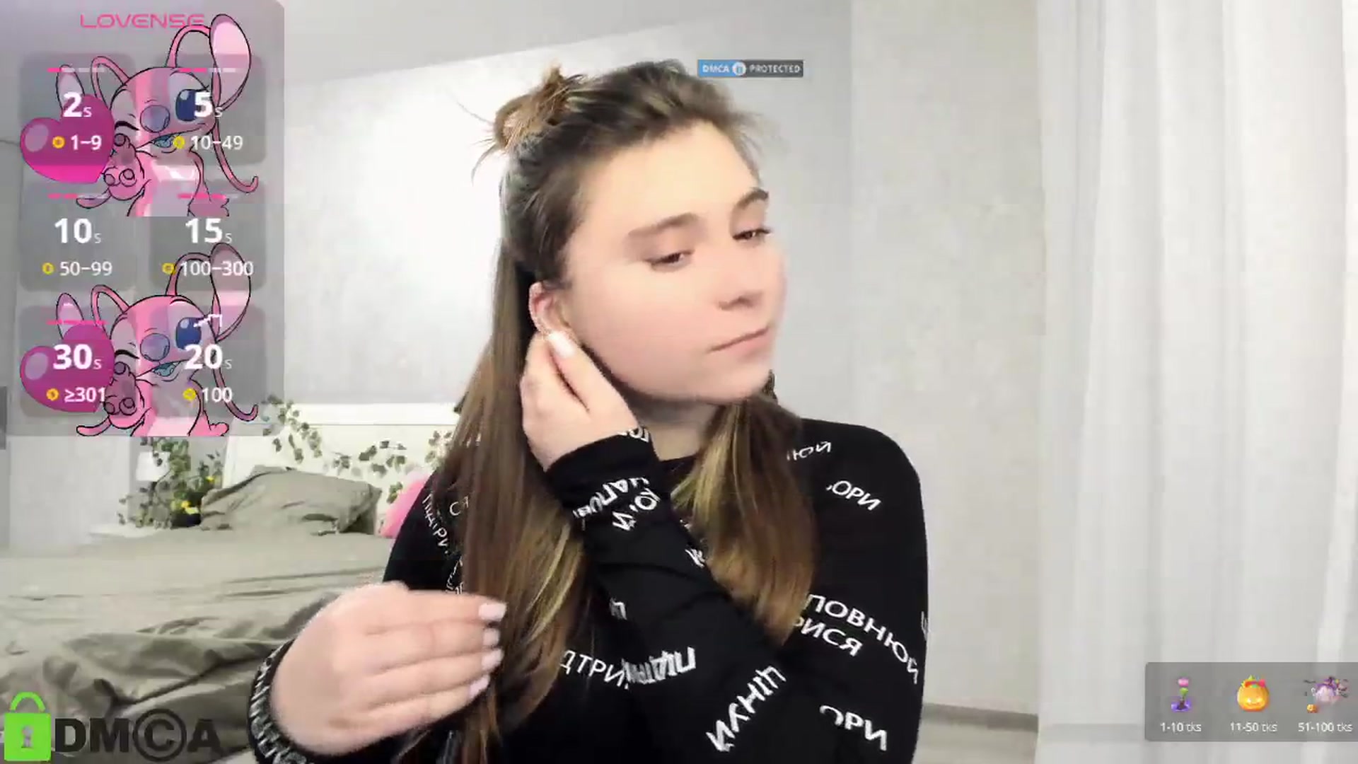 Gallery image thumbnail from MonicaaCute's myfreecams stream on, 01/19/2025, 15:35 image 3 of 20