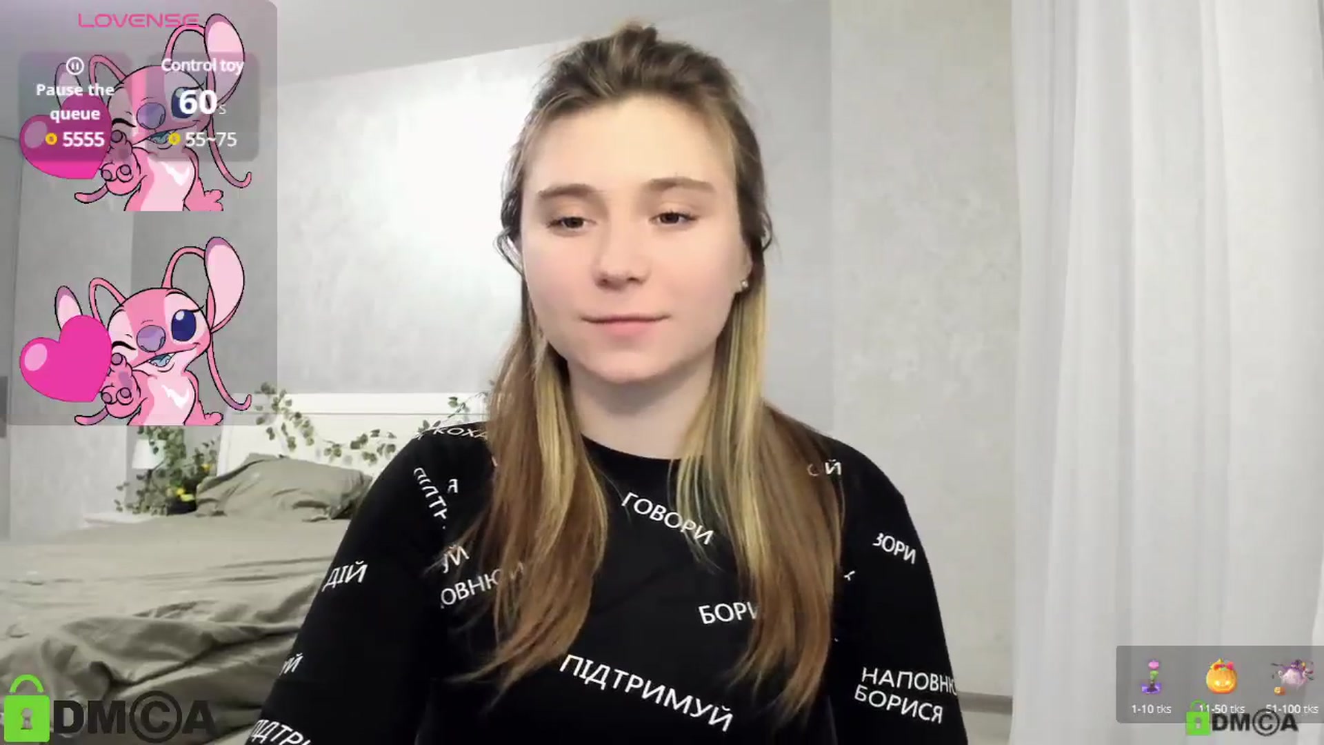Gallery image thumbnail from MonicaaCute's myfreecams stream on, 01/19/2025, 15:35 image 9 of 20